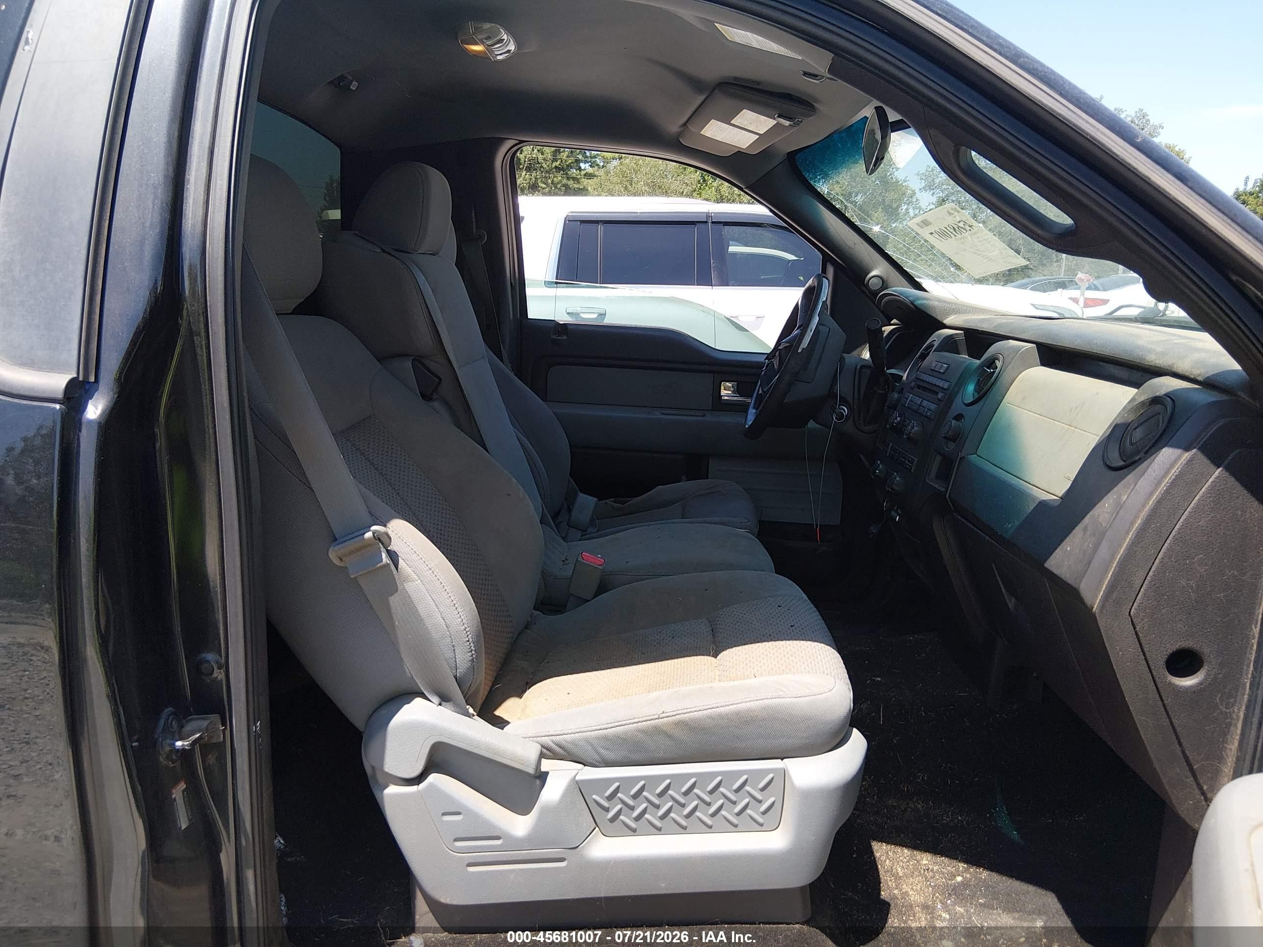 2013 Ford F-150 Stx Black vin: 1FTMF1EF3DKE96148