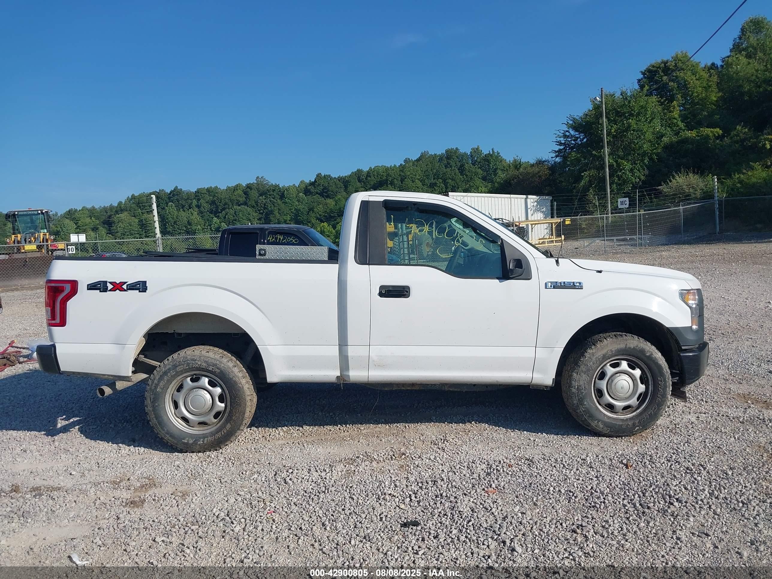 2017 Ford F-150 Xl White vin: 1FTMF1EF7HKC86724