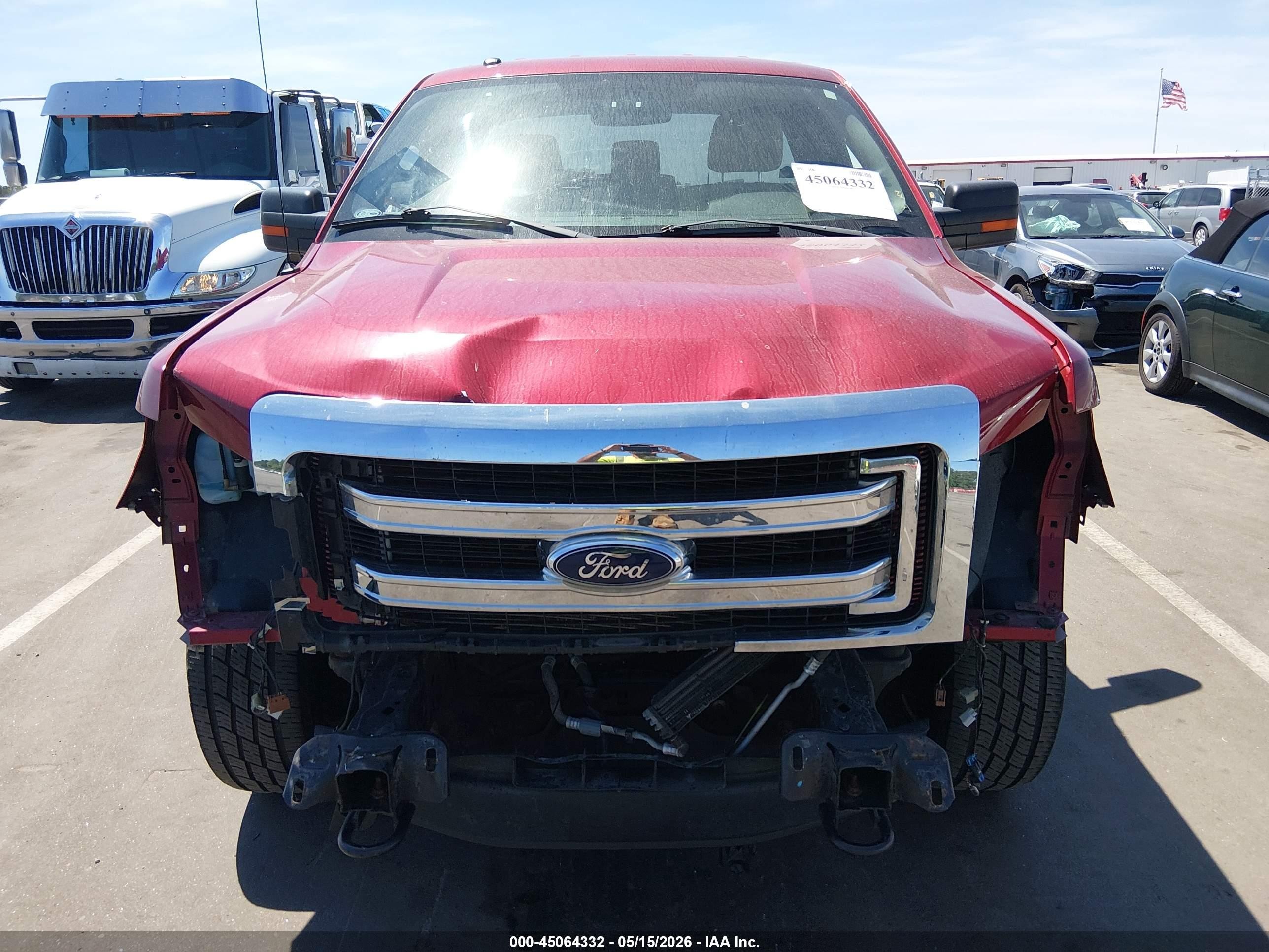 2014 Ford F-150 Xlt Red vin: 1FTMF1EF8EKE03951