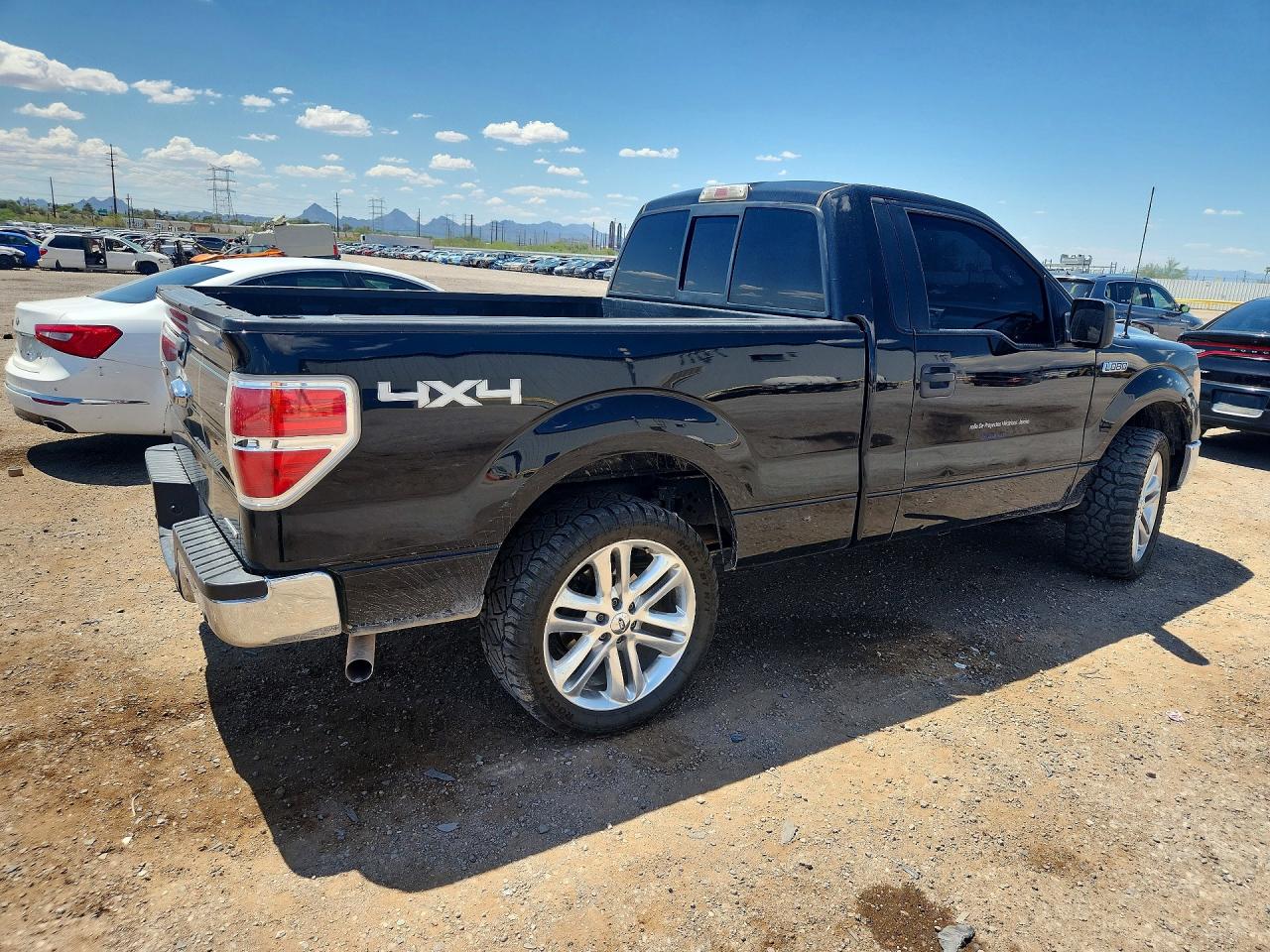 2012 Ford F150 Черный vin: 1FTMF1EFXCFC21545