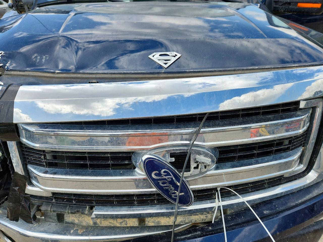 2014 Ford F150 Blue vin: 1FTMF1EM1EKE36370