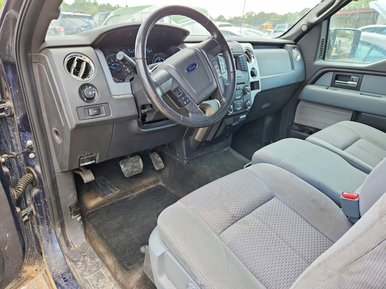 2014 Ford F150 Blue vin: 1FTMF1EM1EKE36370