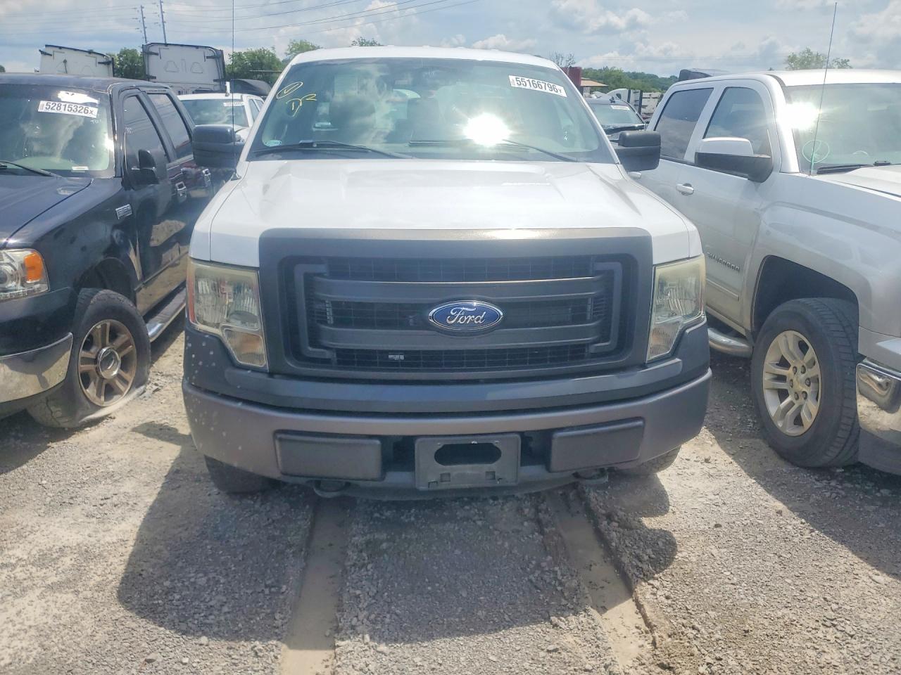 2014 Ford F150 White vin: 1FTMF1EM1EKF78363
