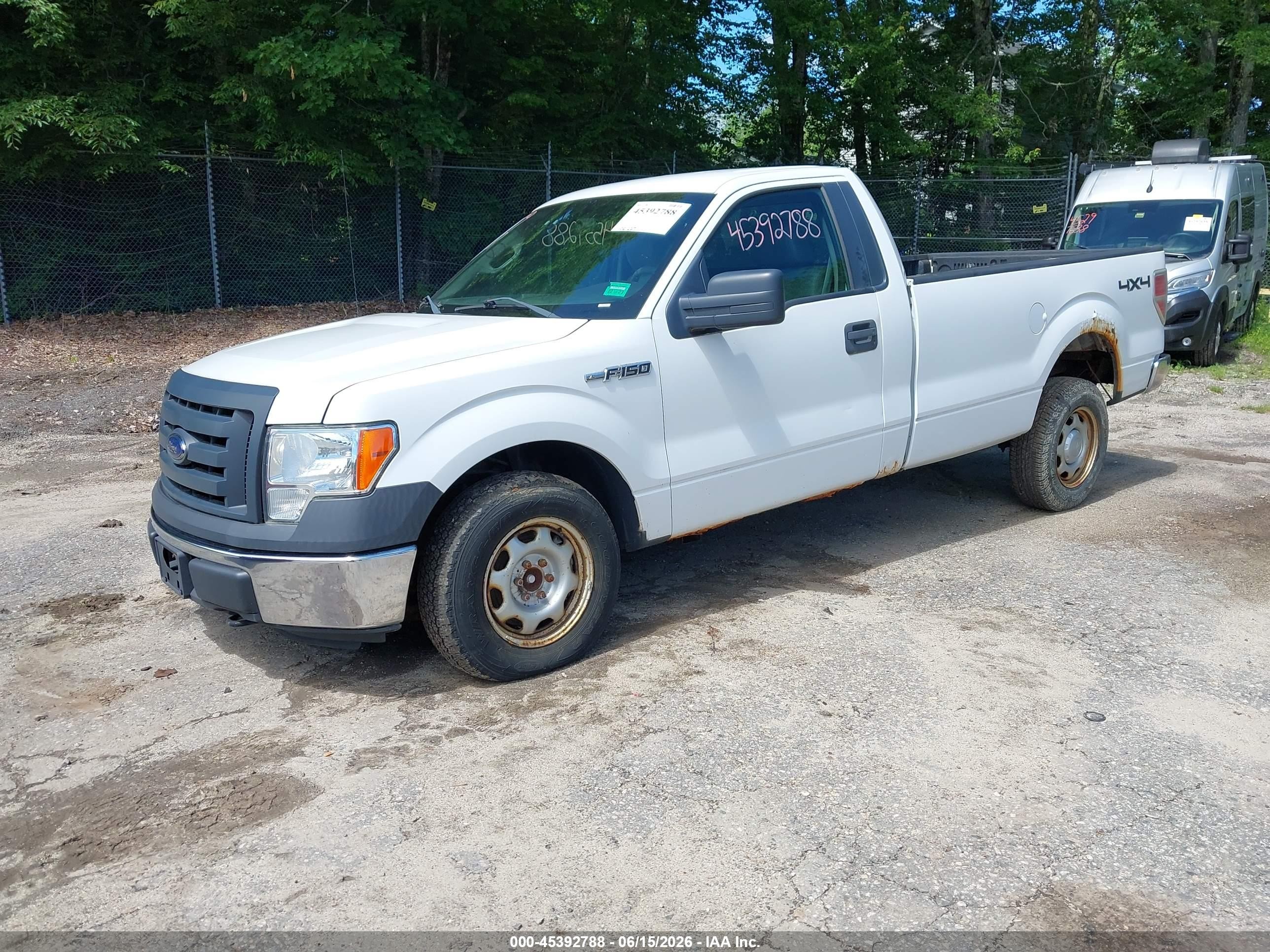2012 Ford F-150 Xl White vin: 1FTMF1EM2CKD34556