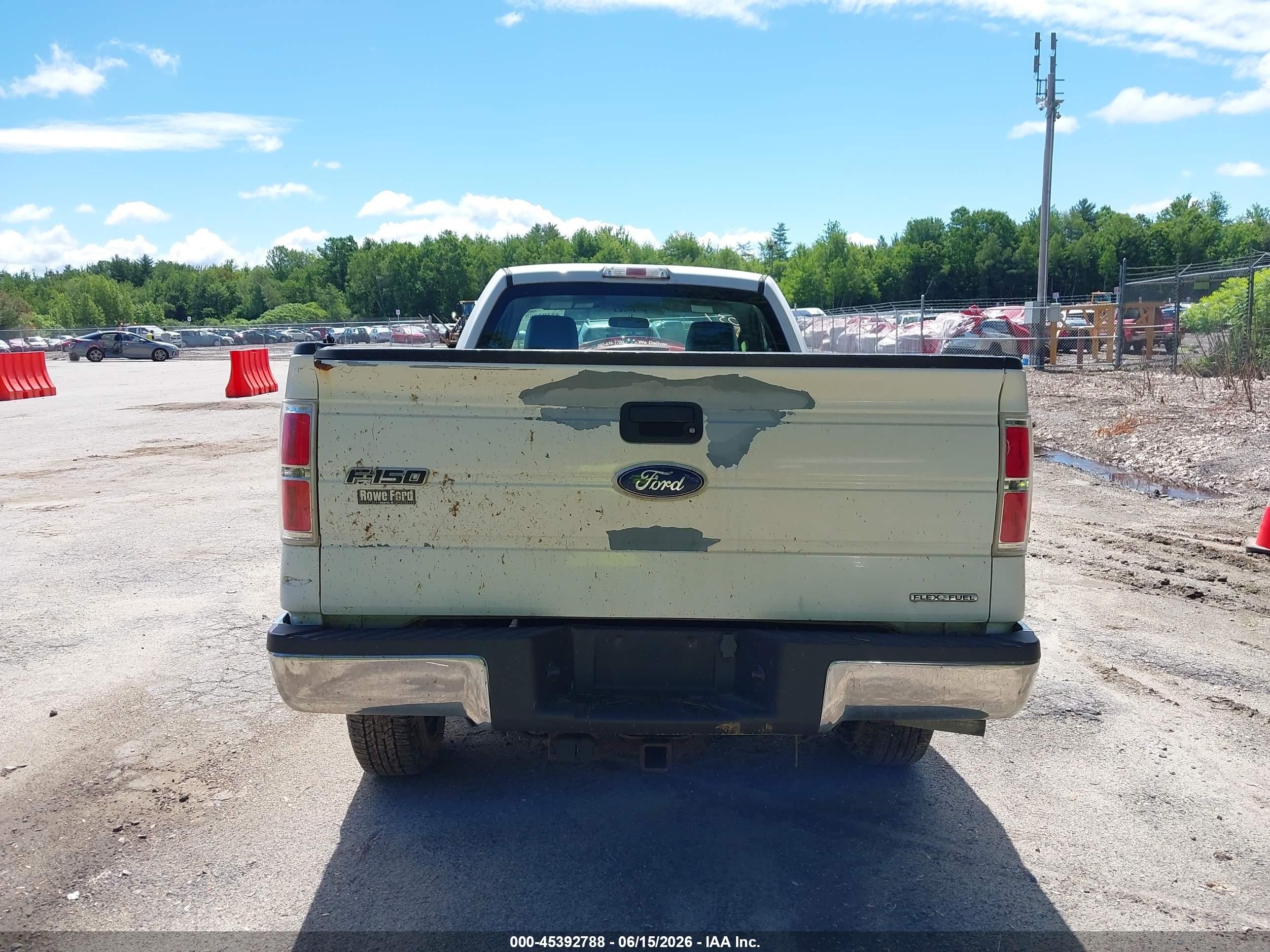 2012 Ford F-150 Xl White vin: 1FTMF1EM2CKD34556
