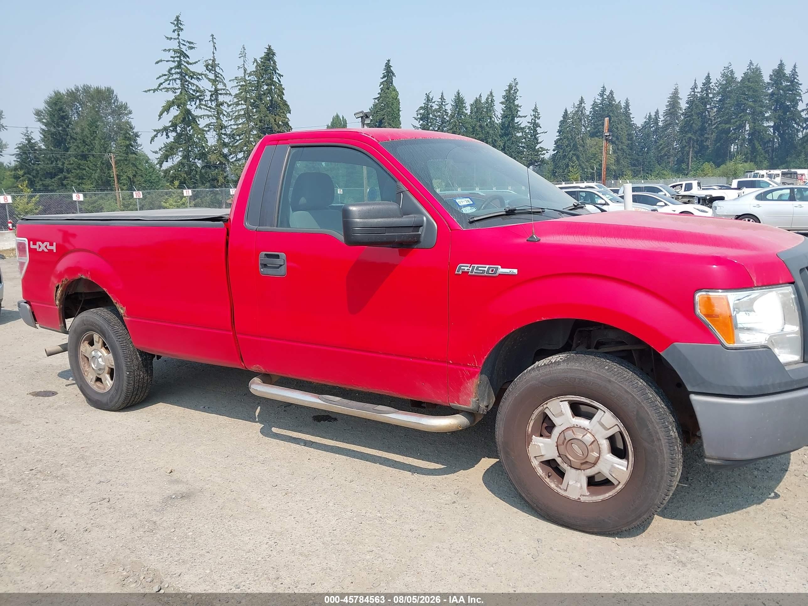 2012 Ford F-150 Xl Red vin: 1FTMF1EM2CKE03777