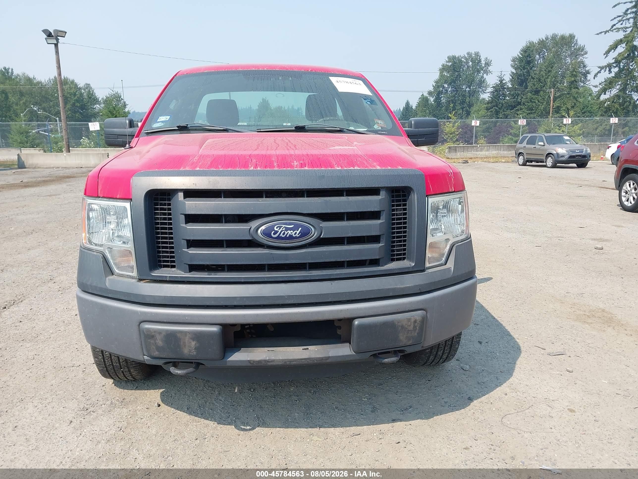 2012 Ford F-150 Xl Red vin: 1FTMF1EM2CKE03777