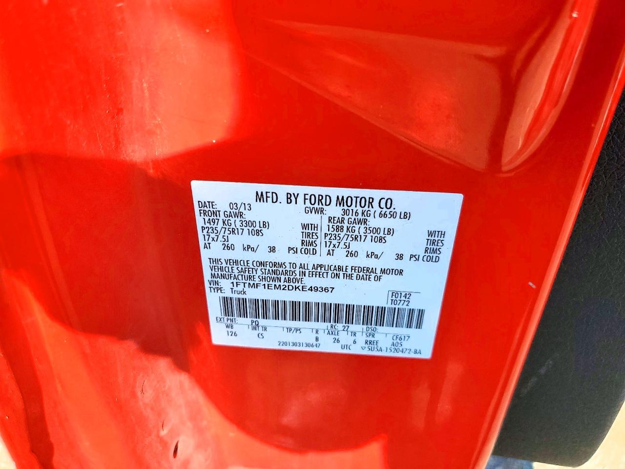 2013 Ford F150 Red vin: 1FTMF1EM2DKE49367
