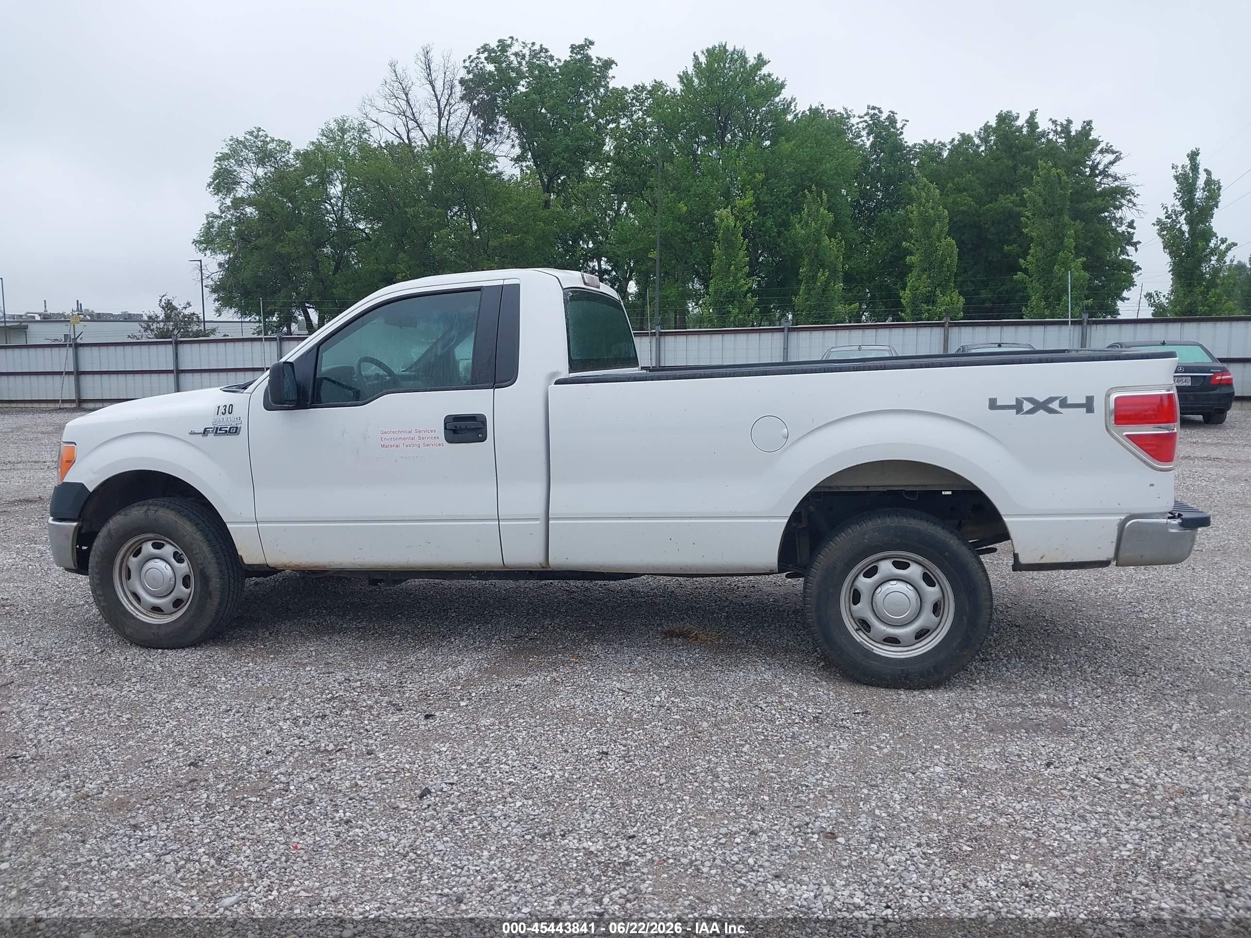 2013 Ford F-150 Stx/xl/xlt White vin: 1FTMF1EM3DKG28095