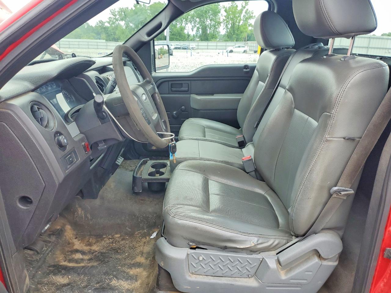 2012 Ford F150 Red vin: 1FTMF1EM4CKE08737