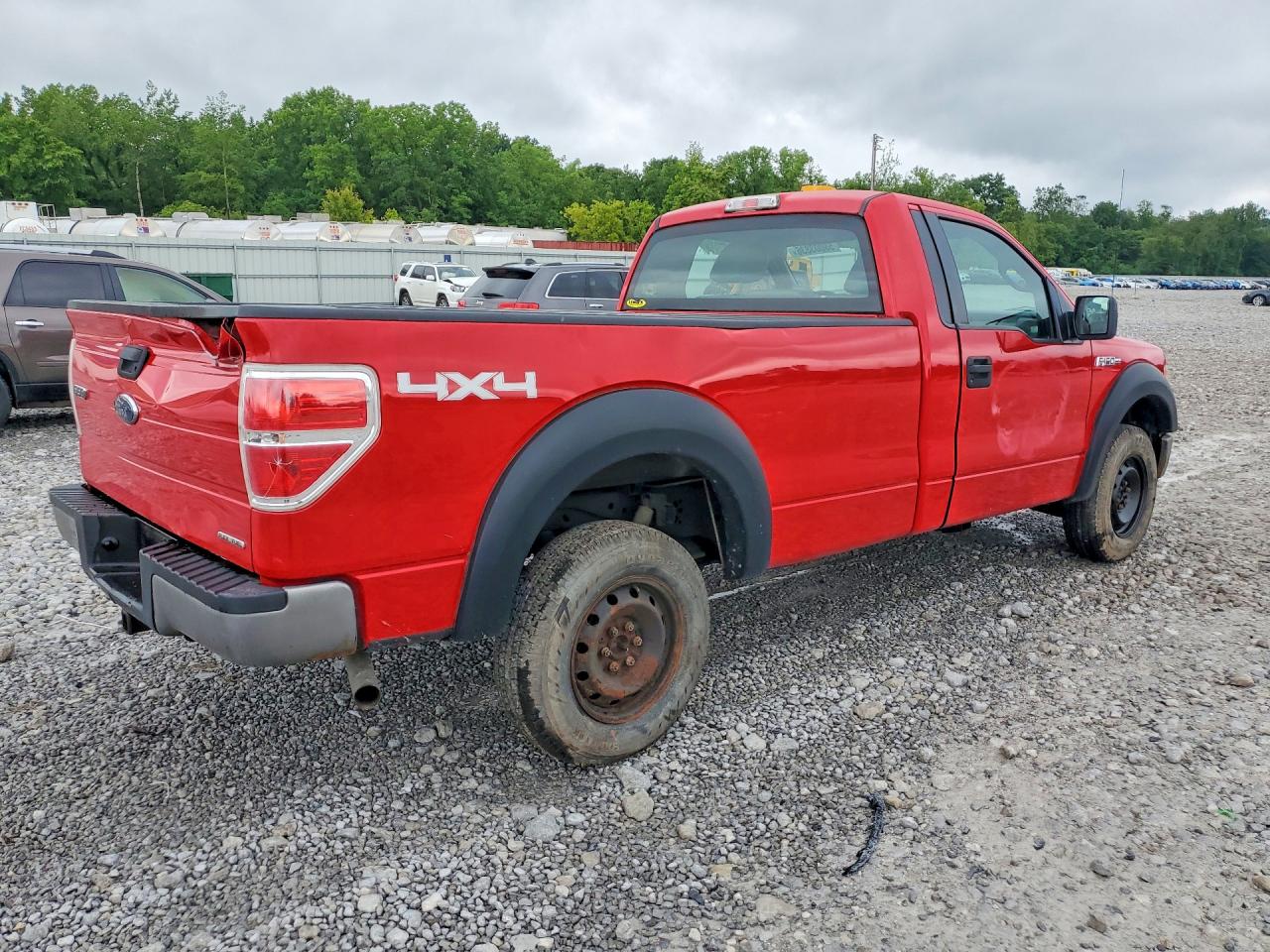 2012 Ford F150 Red vin: 1FTMF1EM4CKE08737