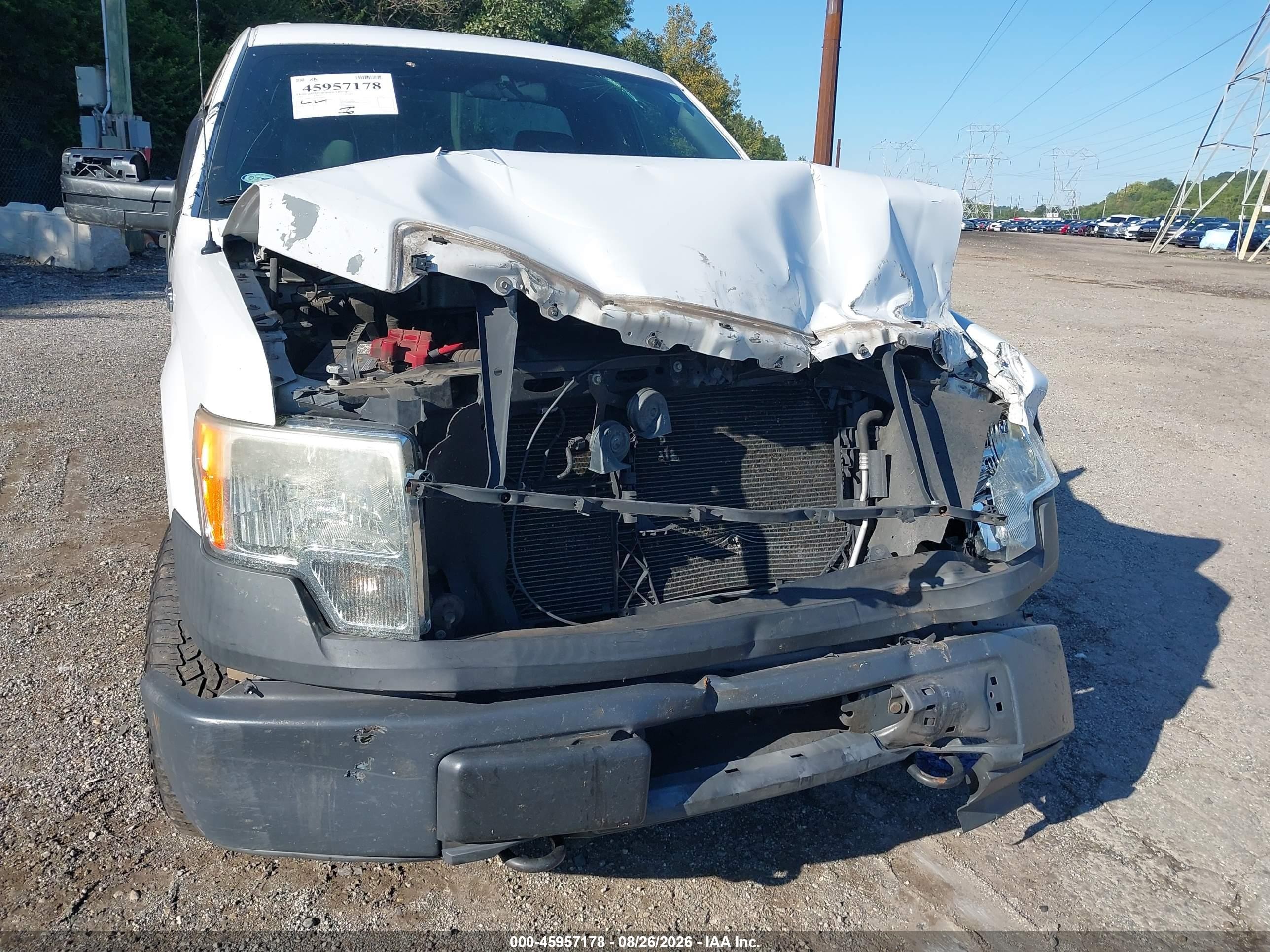 2011 Ford F-150 Xl White vin: 1FTMF1EM5BKE04601