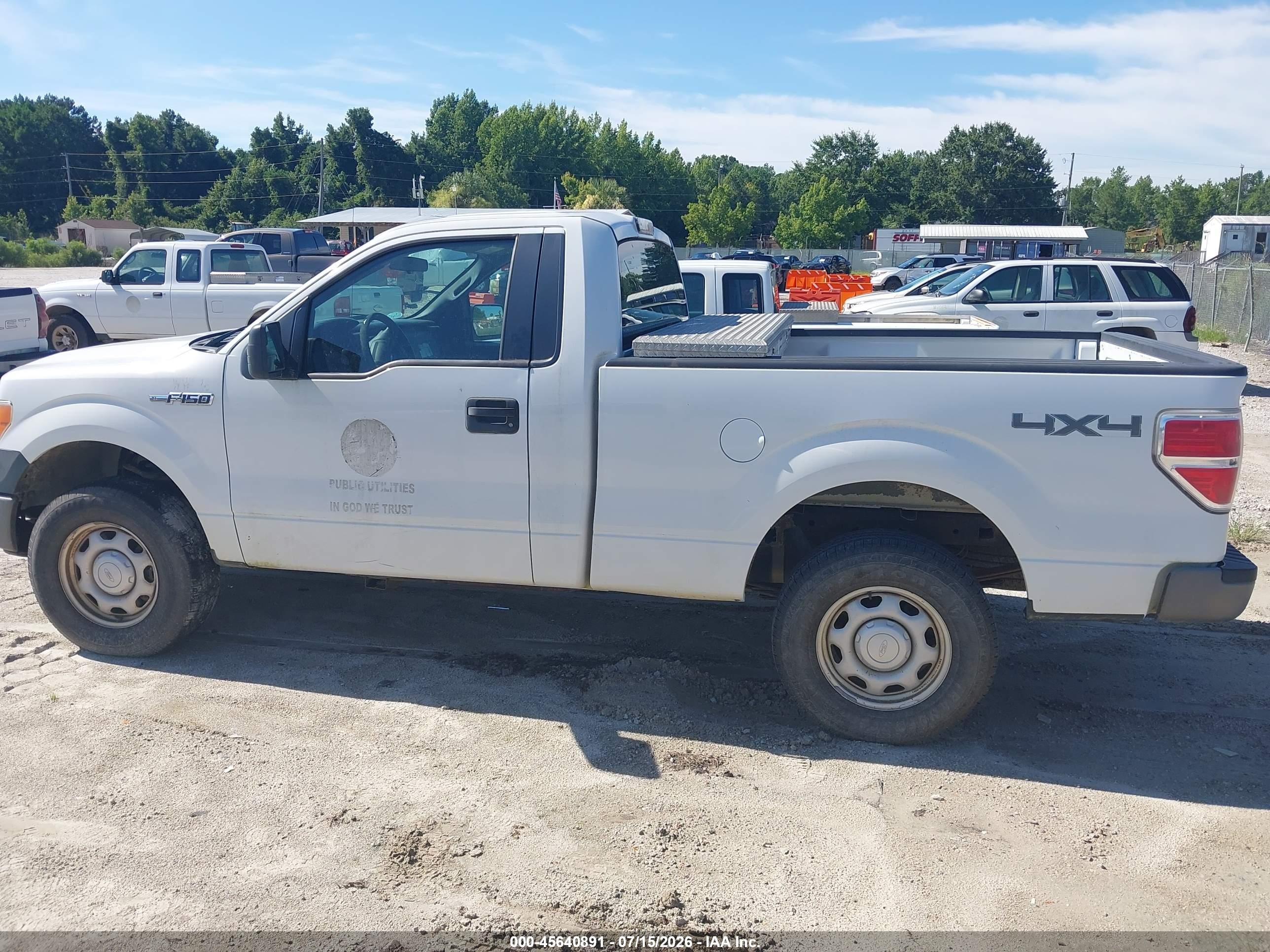 2013 Ford F-150 Xl White vin: 1FTMF1EM5DFB92231