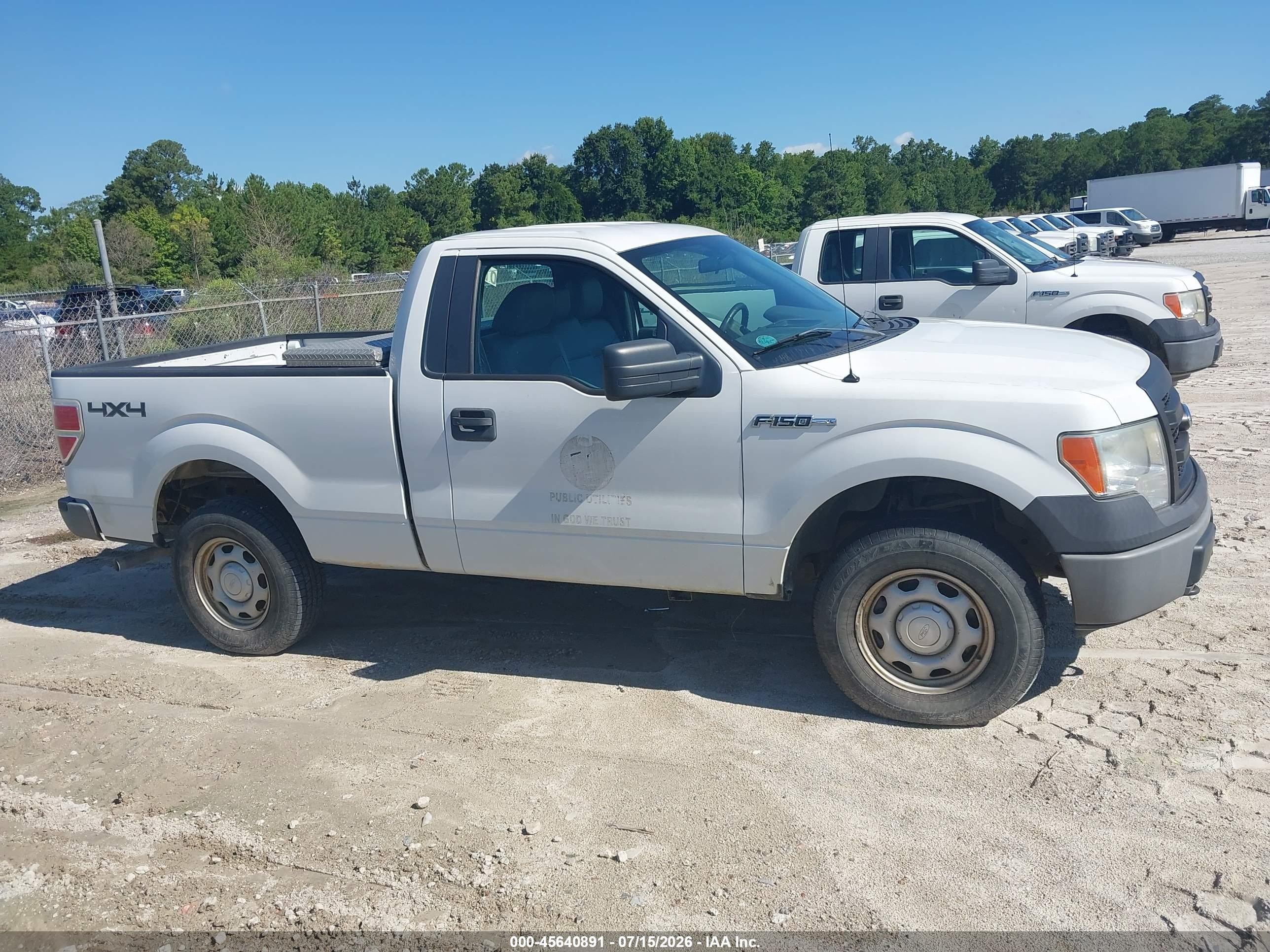 2013 Ford F-150 Xl White vin: 1FTMF1EM5DFB92231