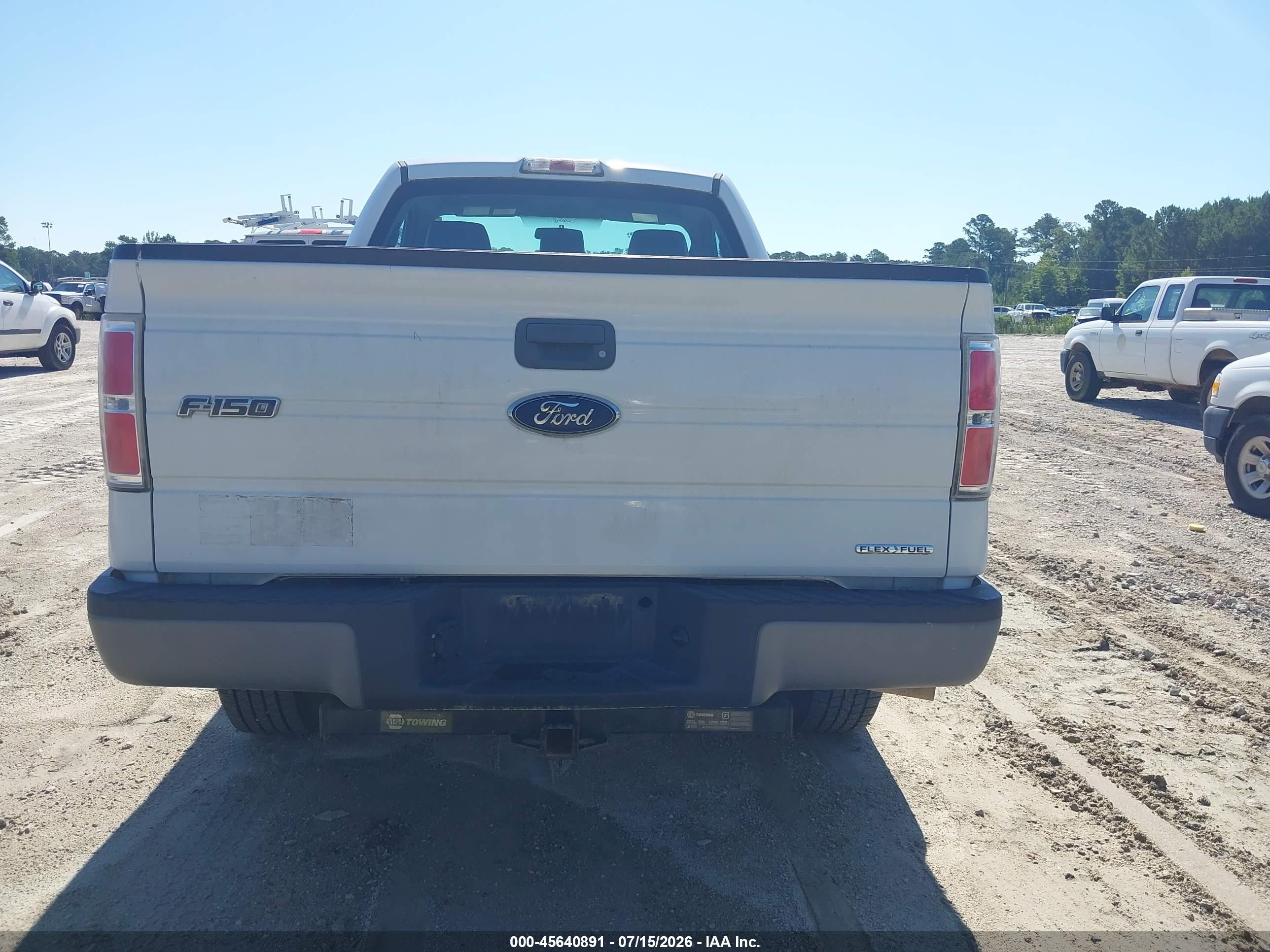 2013 Ford F-150 Xl White vin: 1FTMF1EM5DFB92231