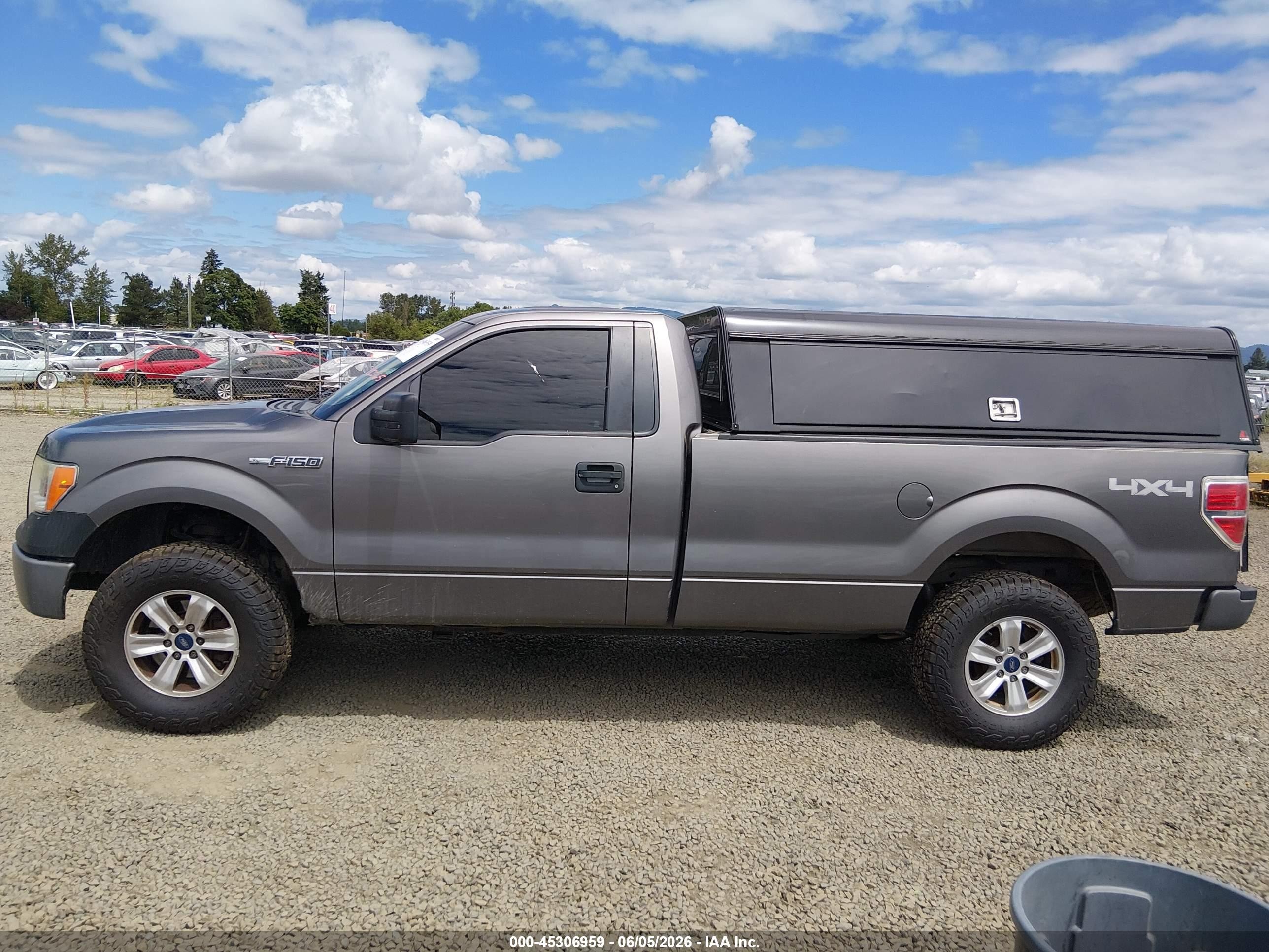 2014 Ford F-150 Xl Серый vin: 1FTMF1EM7EKF29796