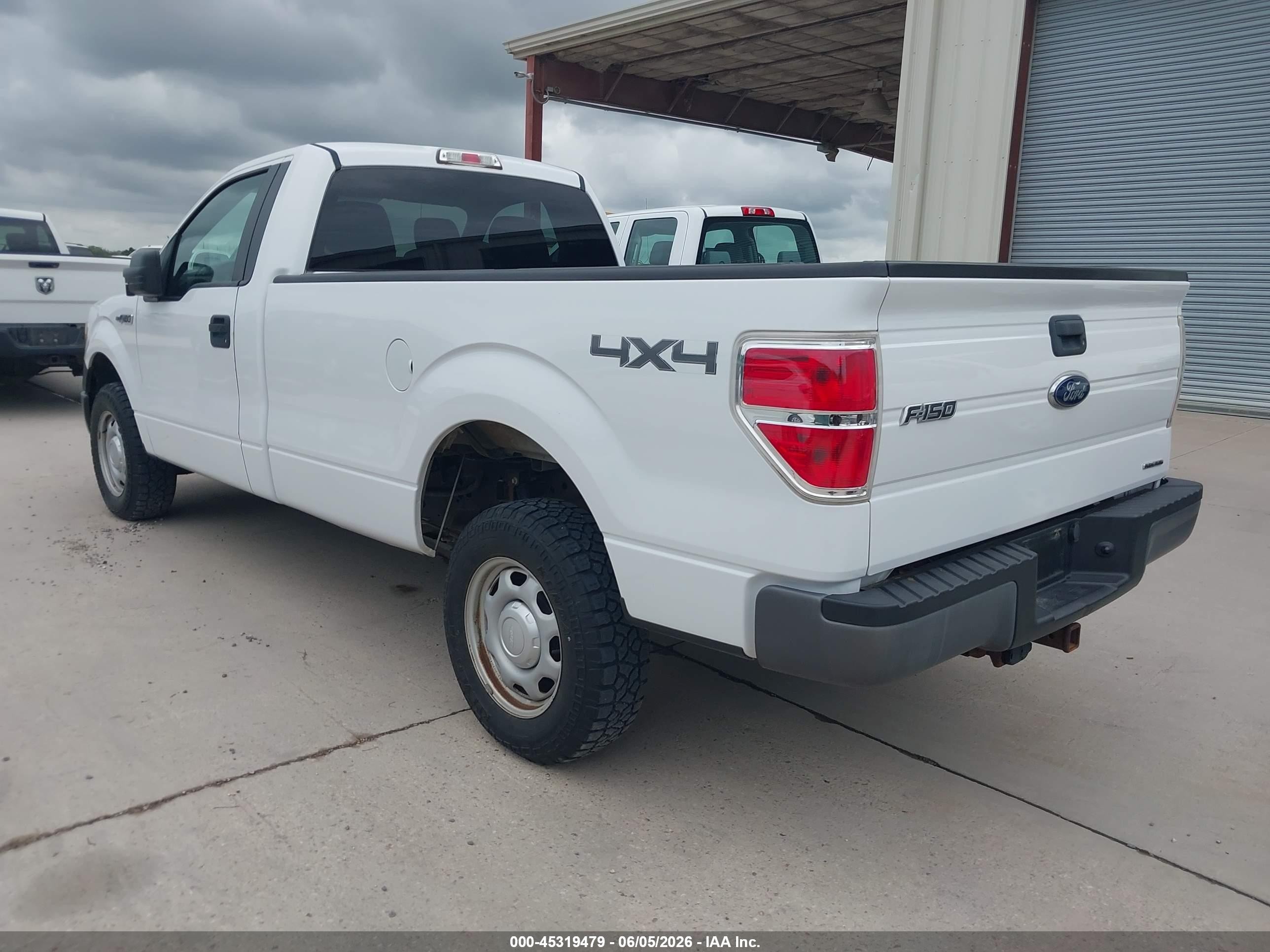 2014 Ford F-150 Xl White vin: 1FTMF1EM7EKF40684