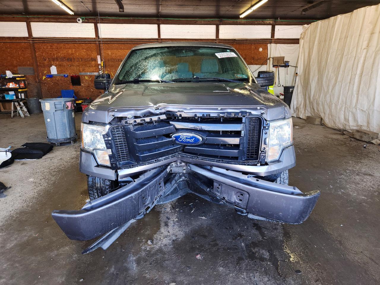 2011 Ford F150 Gray vin: 1FTMF1EM8BFA99118