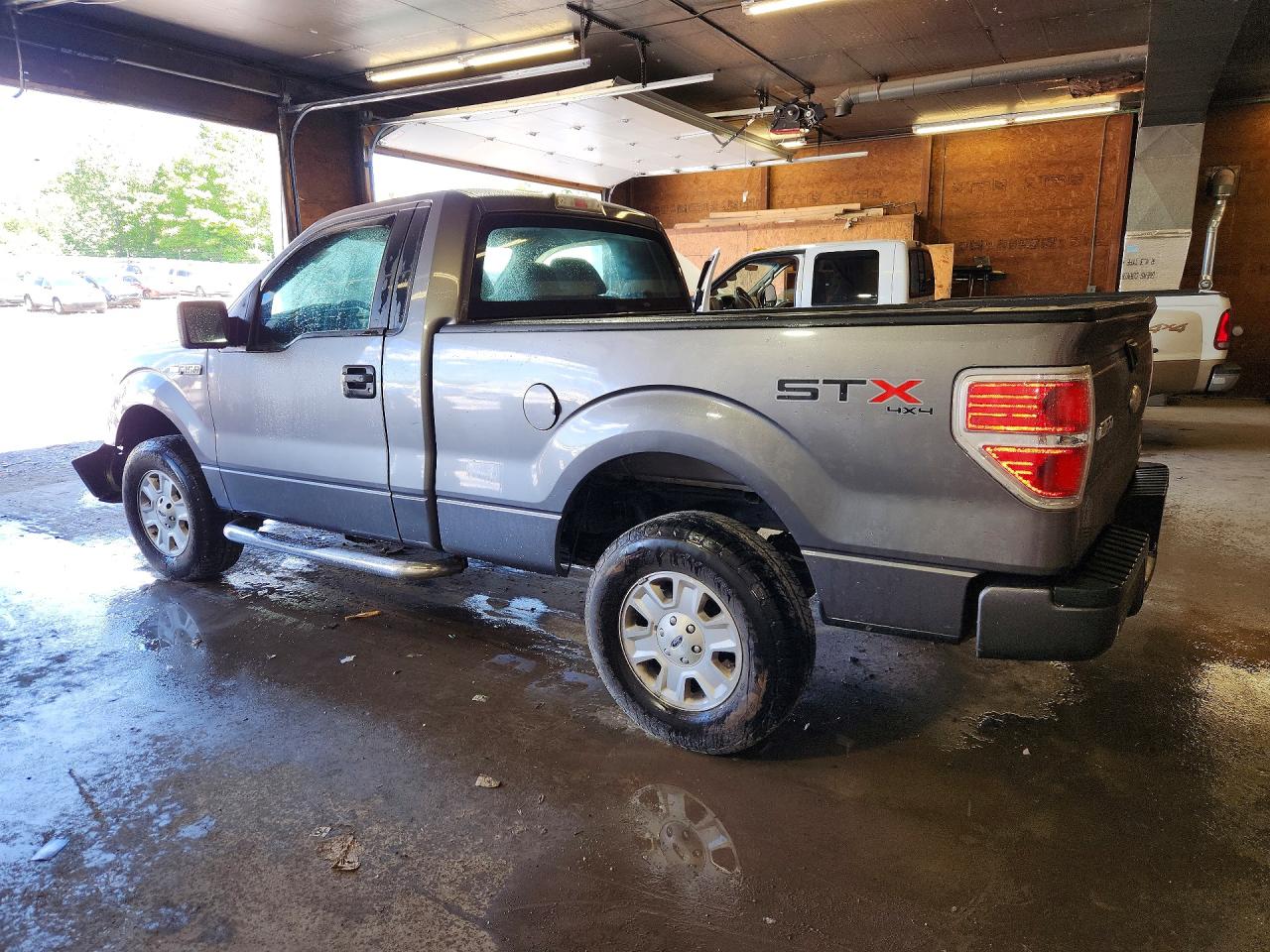 2011 Ford F150 Gray vin: 1FTMF1EM8BFA99118
