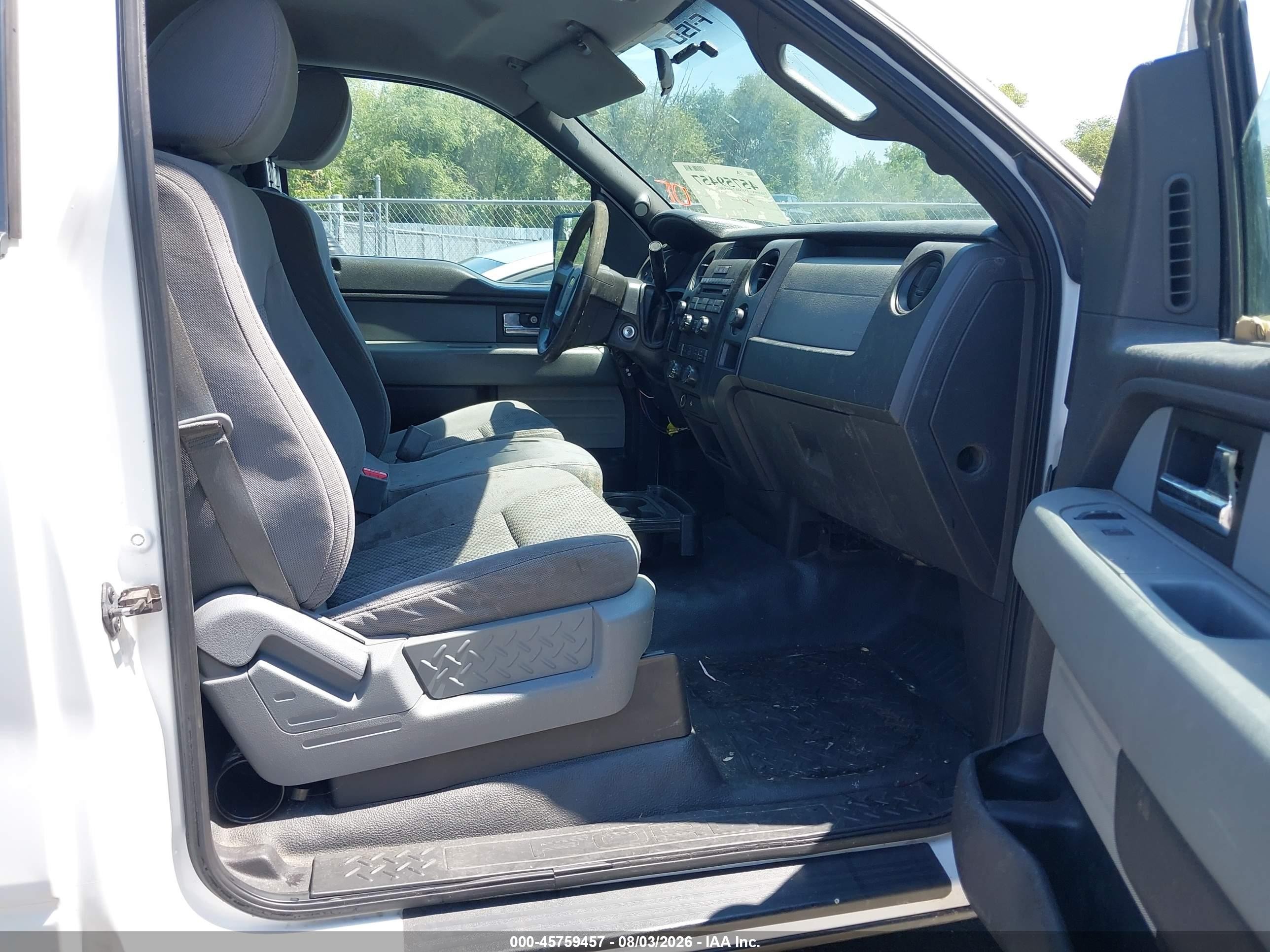 2012 Ford F-150 Xl White vin: 1FTMF1EM8CFA96690