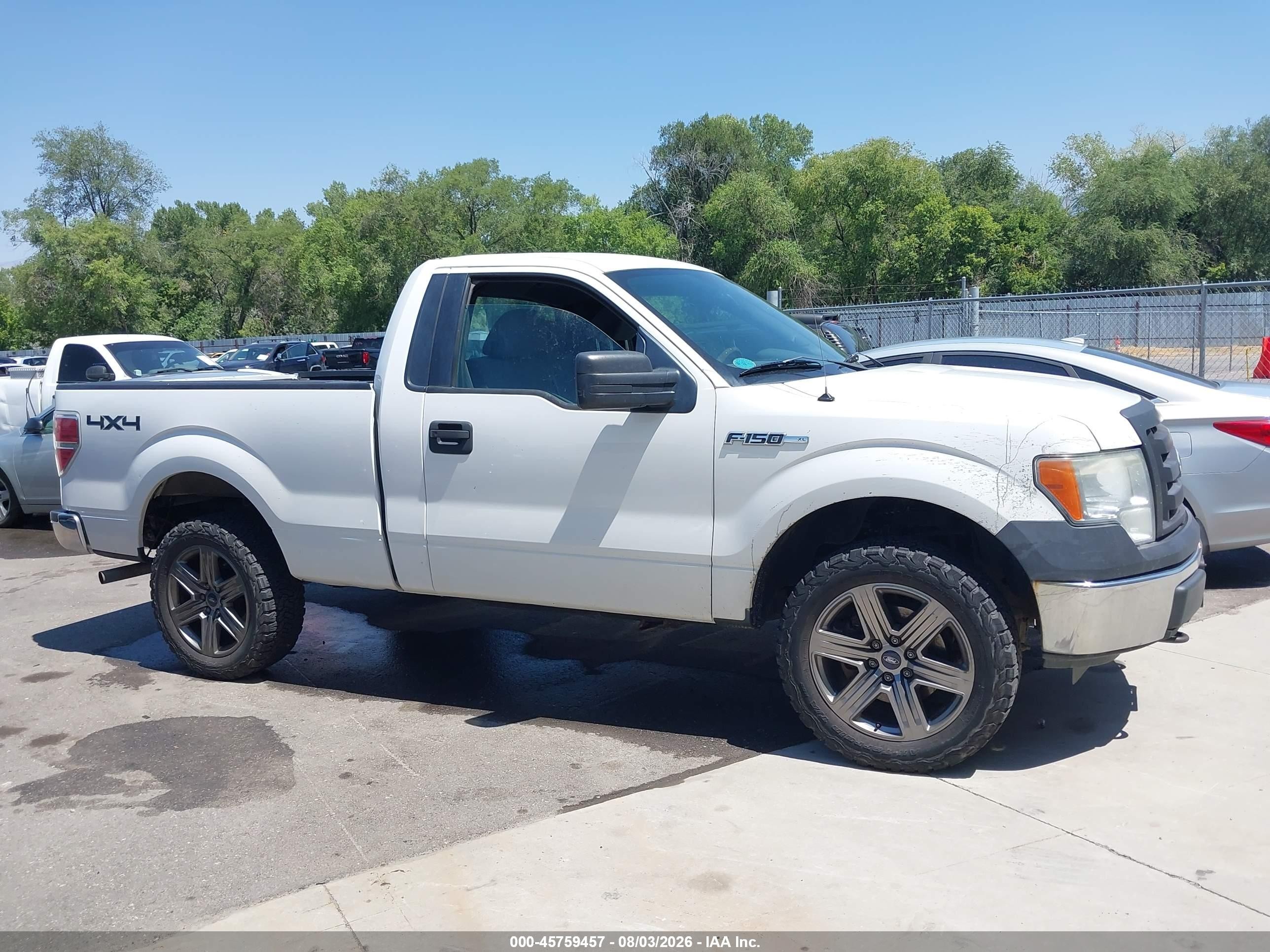 2012 Ford F-150 Xl White vin: 1FTMF1EM8CFA96690