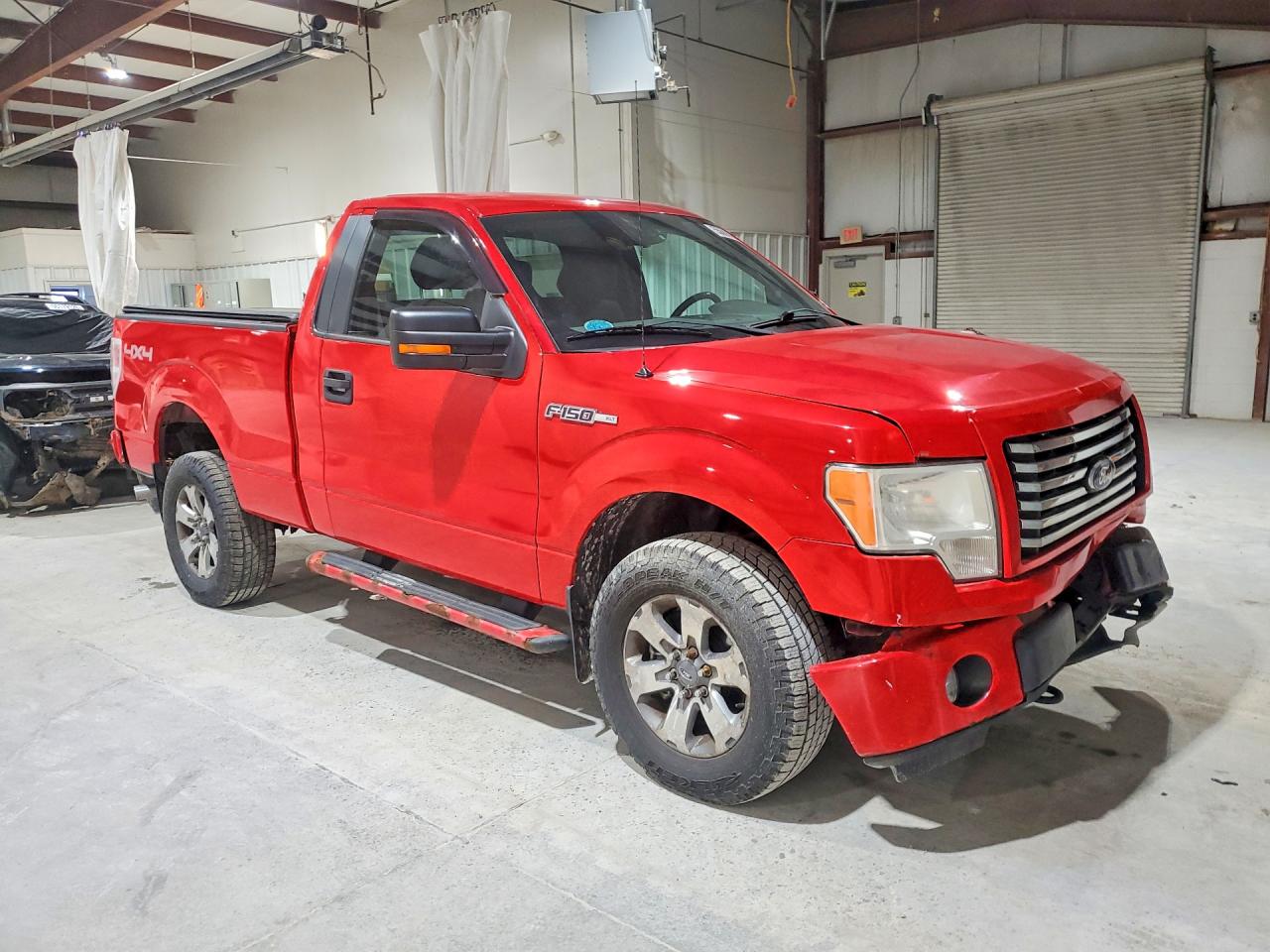 2012 Ford F150 Red vin: 1FTMF1EM8CFB23161