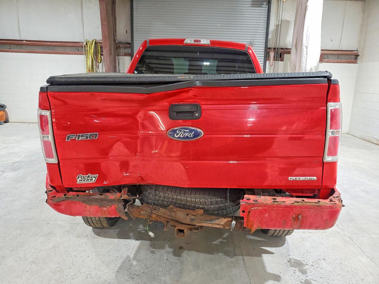 2012 Ford F150 Red vin: 1FTMF1EM8CFB23161