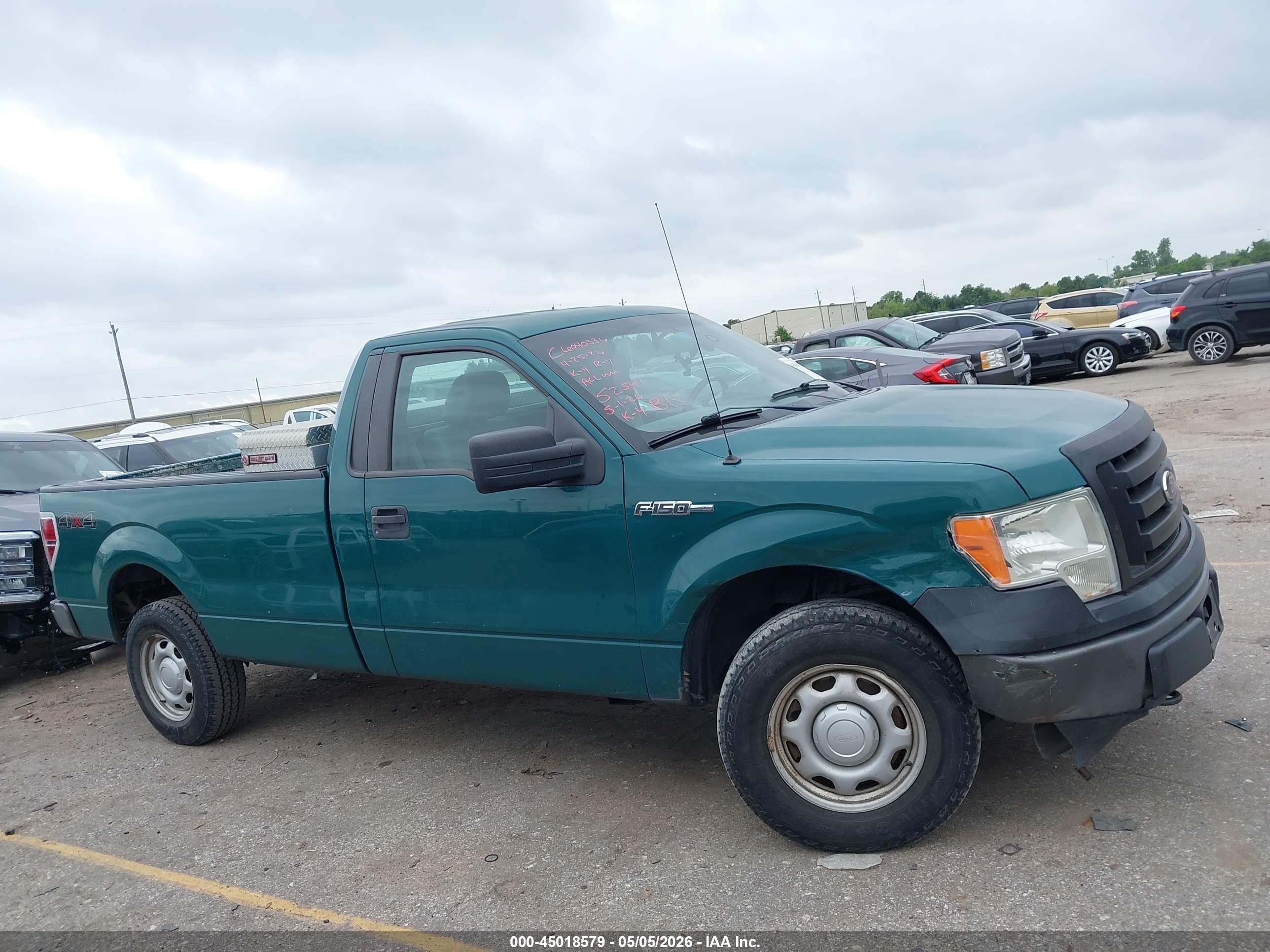 2013 Ford F-150 Xl Green vin: 1FTMF1EM8DKE57991