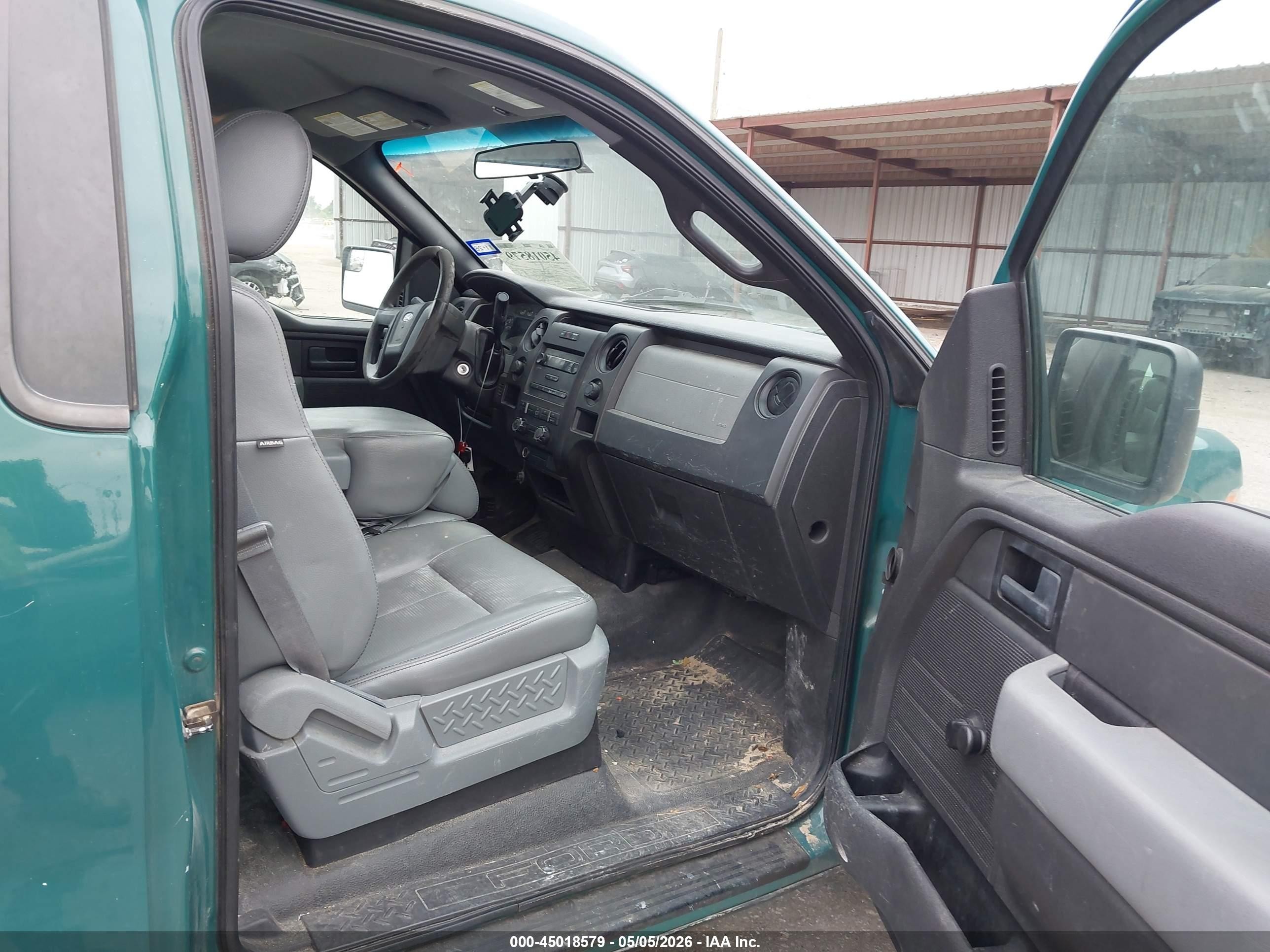 2013 Ford F-150 Xl Green vin: 1FTMF1EM8DKE57991