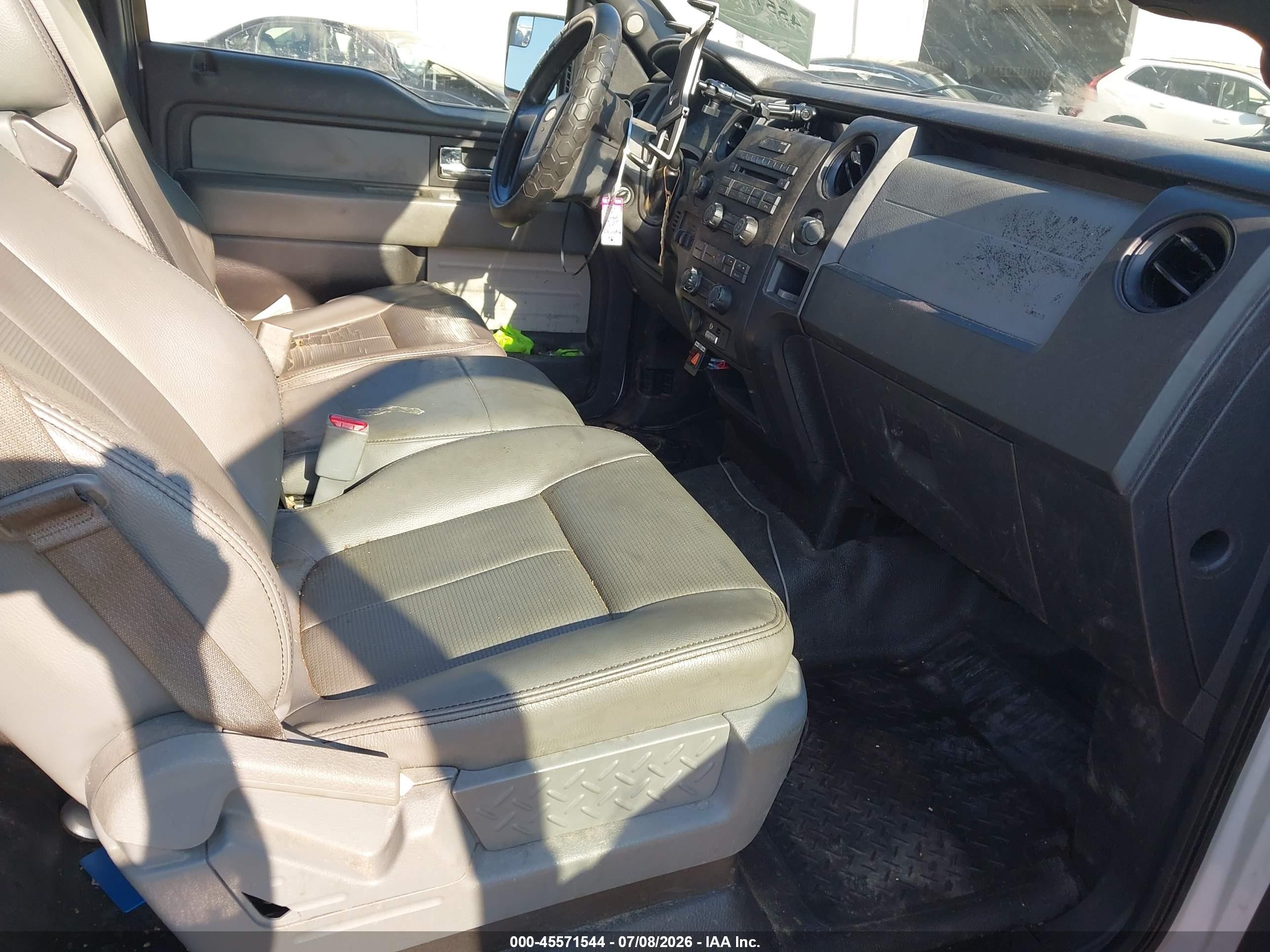 2013 Ford F-150 Stx/xl/xlt White vin: 1FTMF1EM9DFC21648