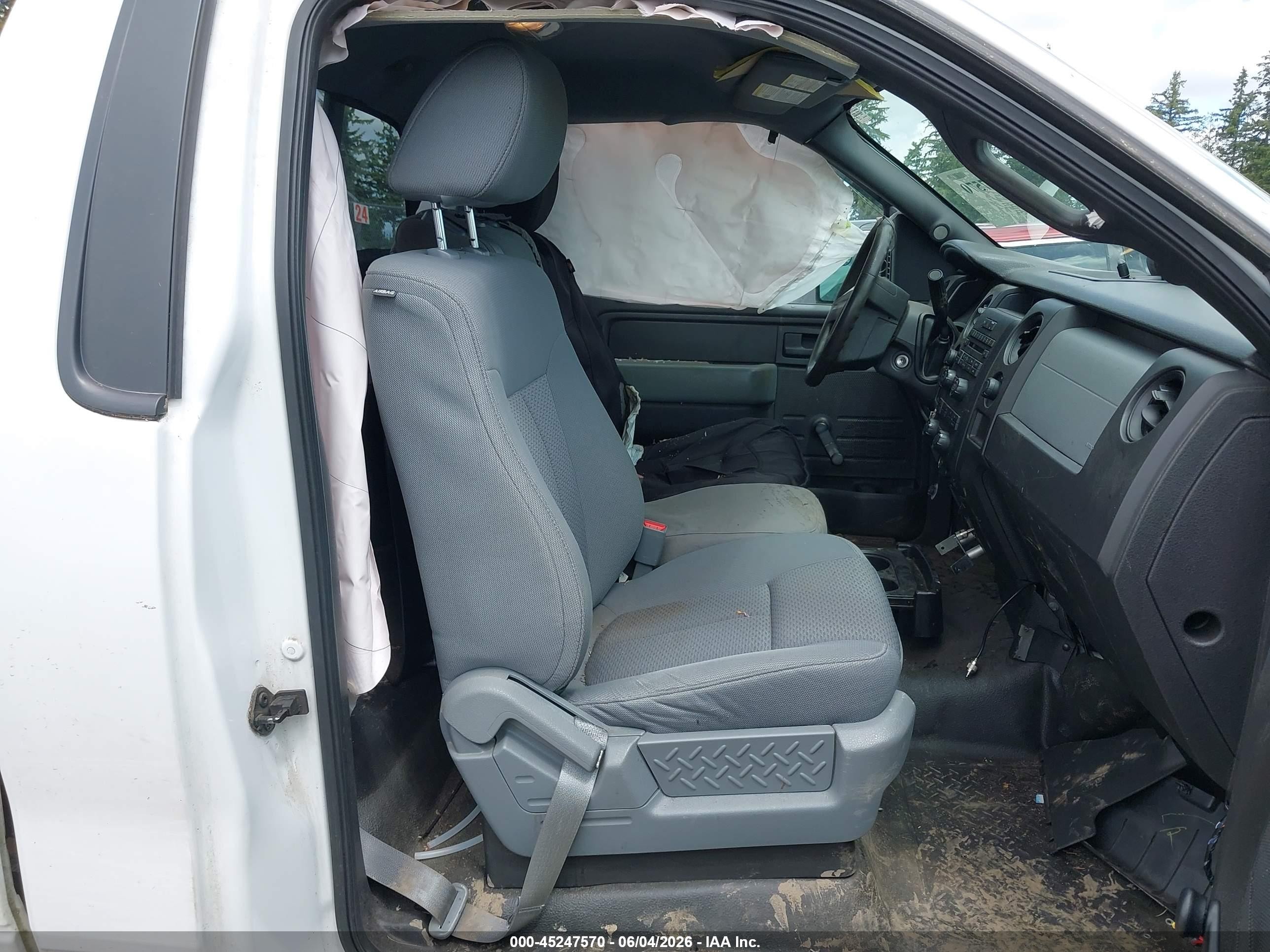 2014 Ford F-150 Xl Белый vin: 1FTMF1EM9EFB62988
