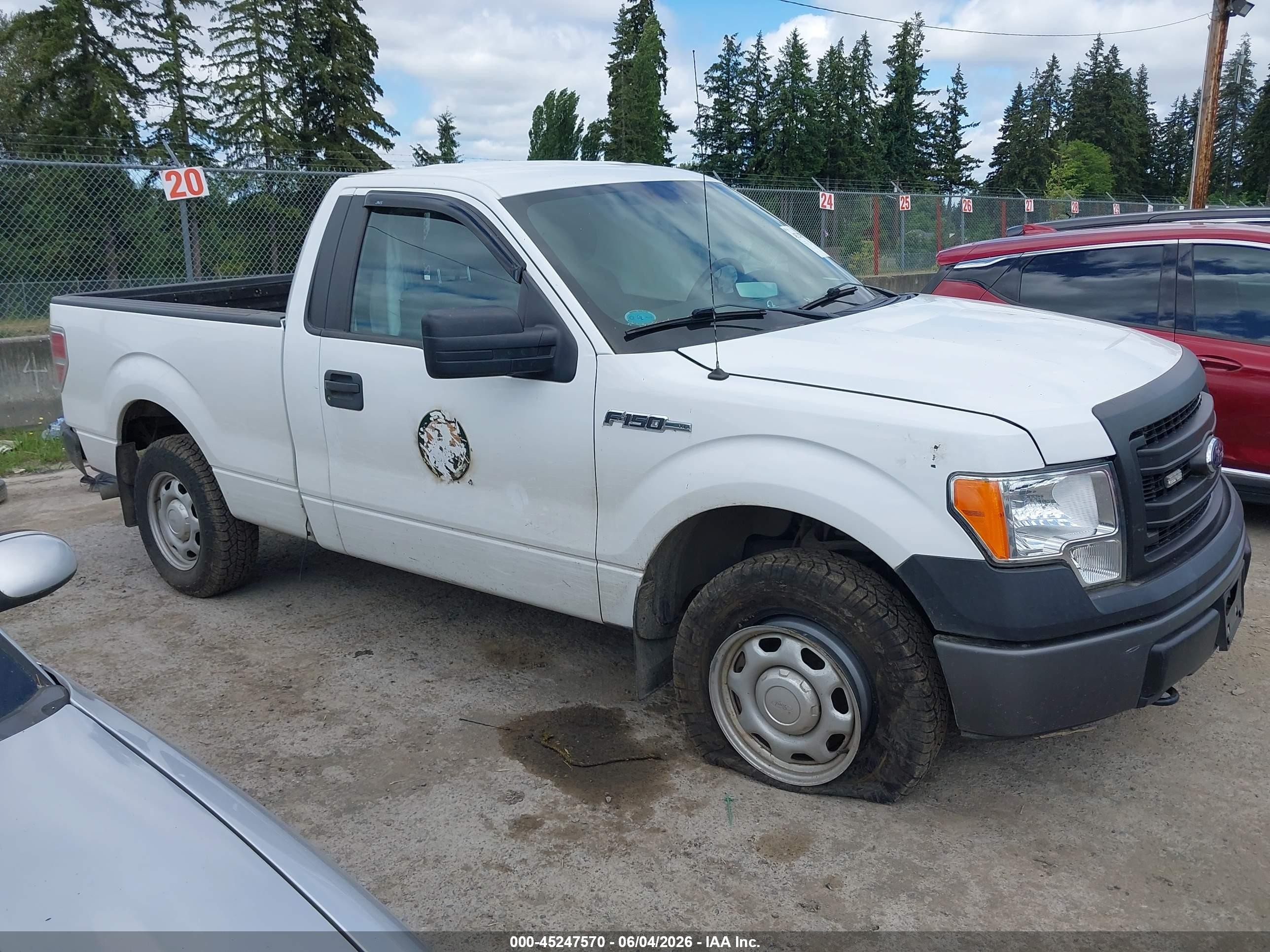 2014 Ford F-150 Xl Белый vin: 1FTMF1EM9EFB62988
