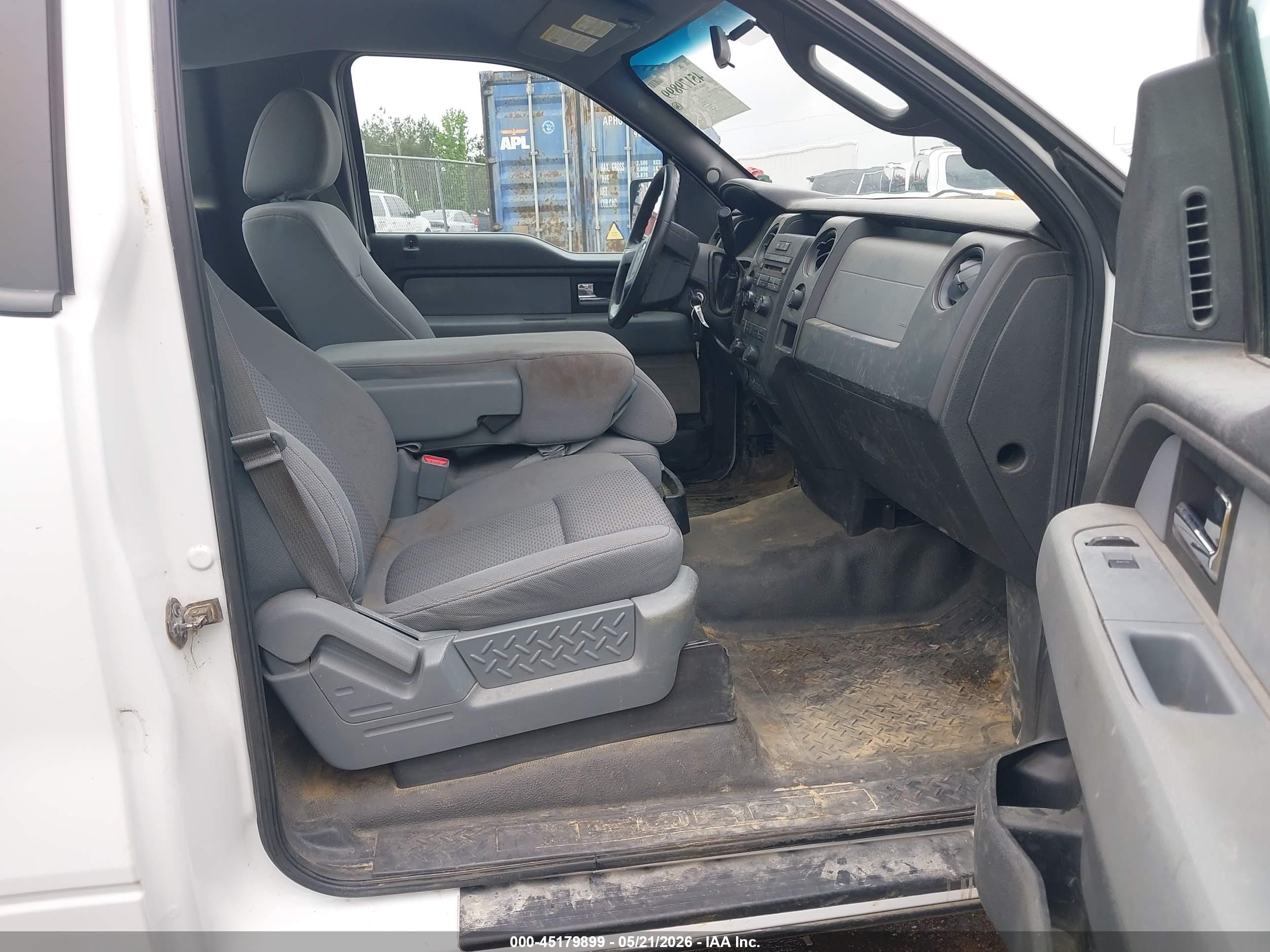 2014 Ford F-150 Xl White vin: 1FTMF1EM9EFC01661