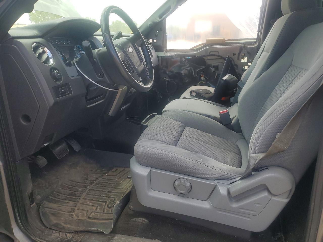 2012 Ford F150 Silver vin: 1FTMF1EMXCFB84608