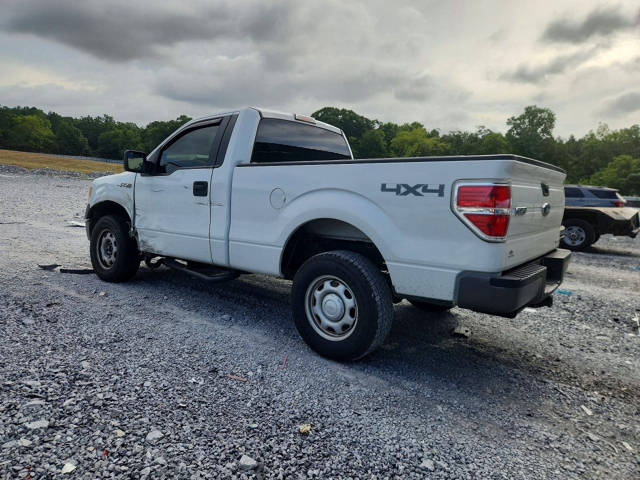 2013 Ford F150 Белый vin: 1FTMF1EMXDKE29433