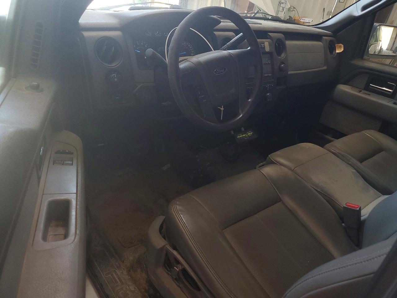 2013 Ford F150 Белый vin: 1FTMF1EMXDKF81423