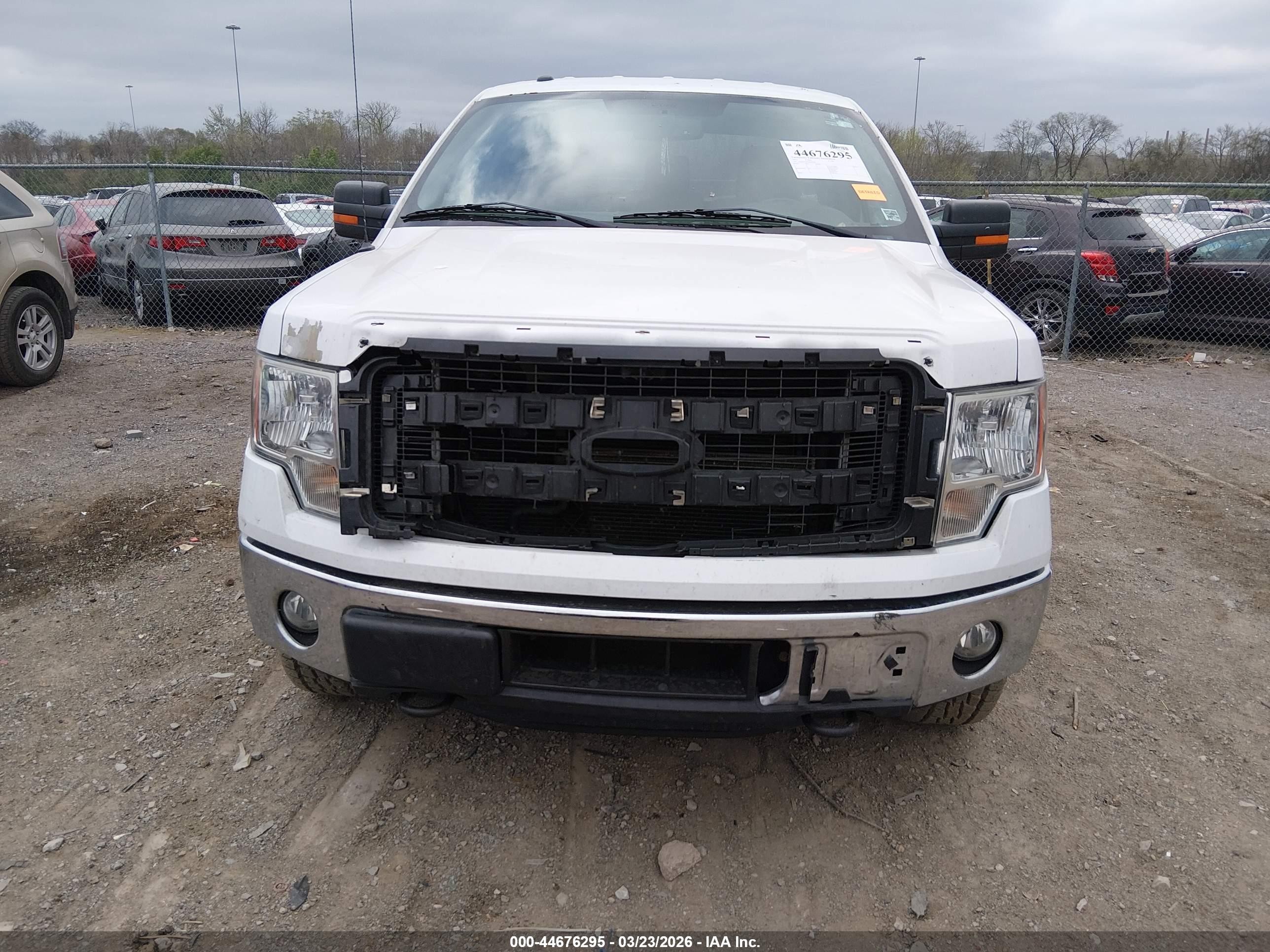2014 Ford F-150 Xlt White vin: 1FTMF1EMXEKD43038
