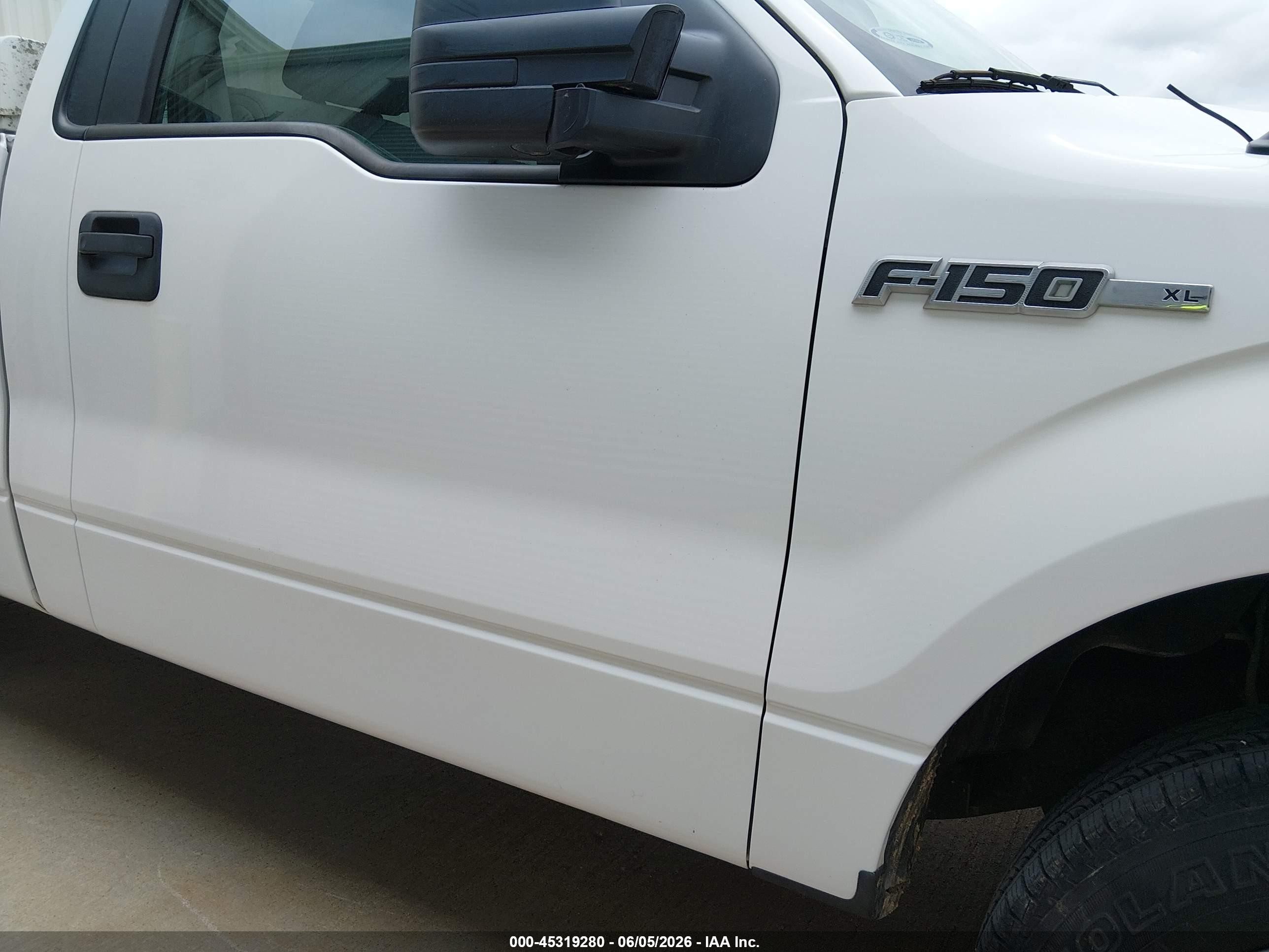 2014 Ford F-150 Xl White vin: 1FTMF1EMXEKE59646