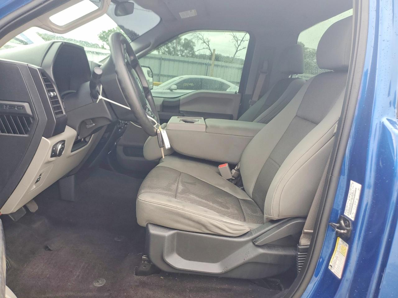 2017 Ford F150 Blue vin: 1FTMF1EP5HFB73193