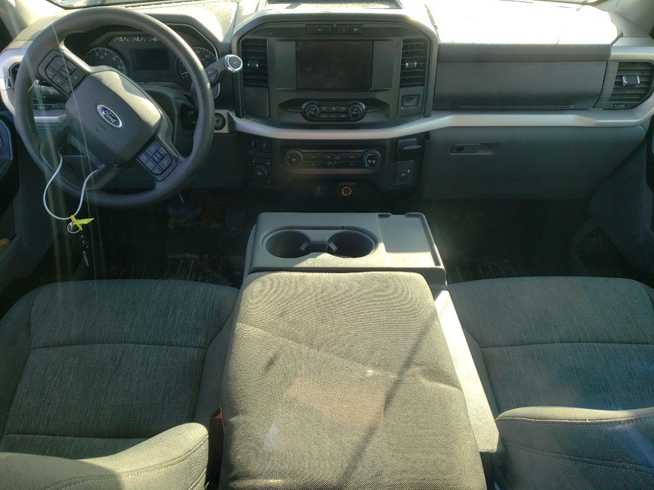 2021 Ford F150  Blue vin: 1FTMF1EP8MKE75515