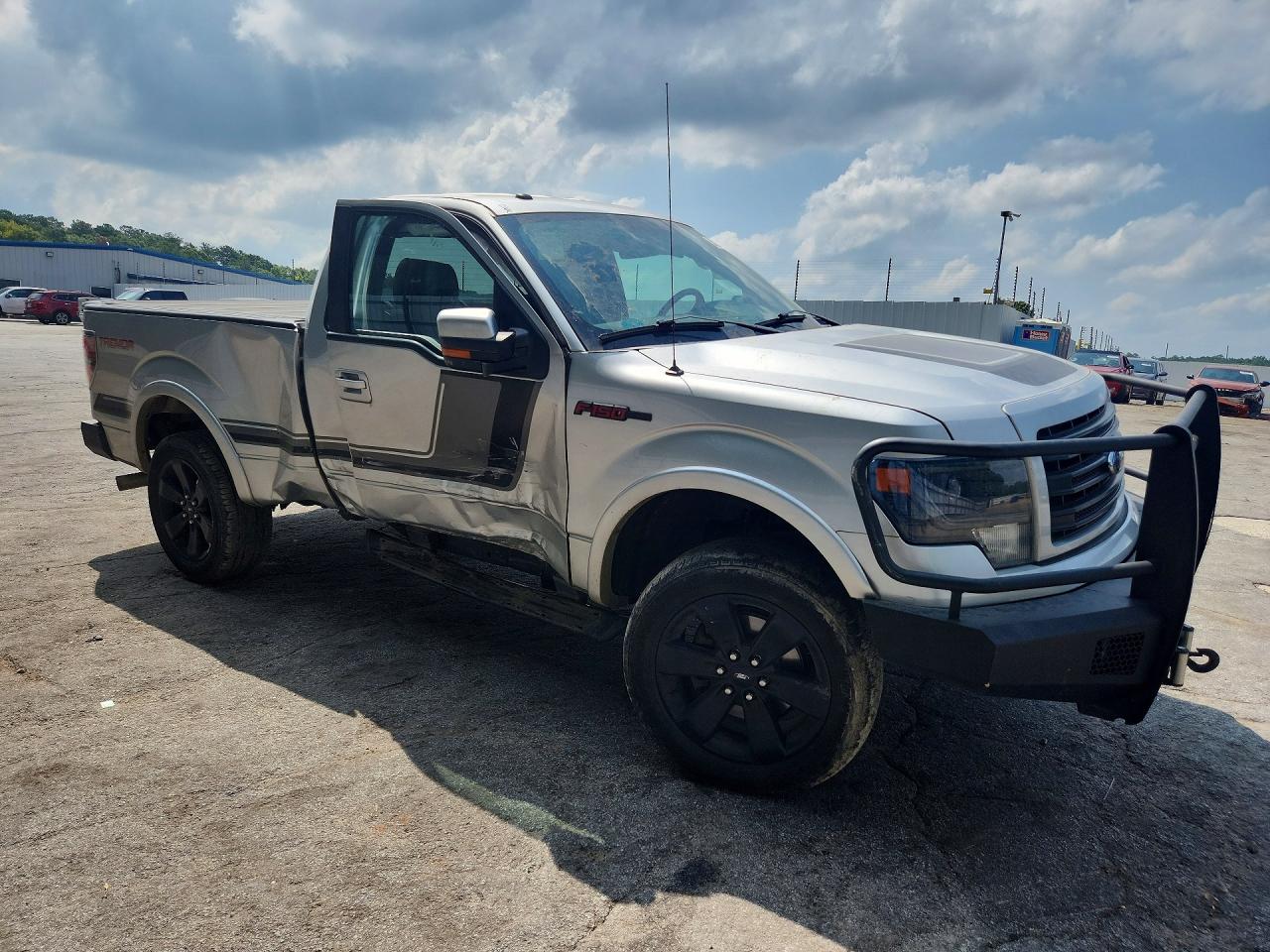 2014 Ford F150 Silver vin: 1FTMF1ET1EFA05219