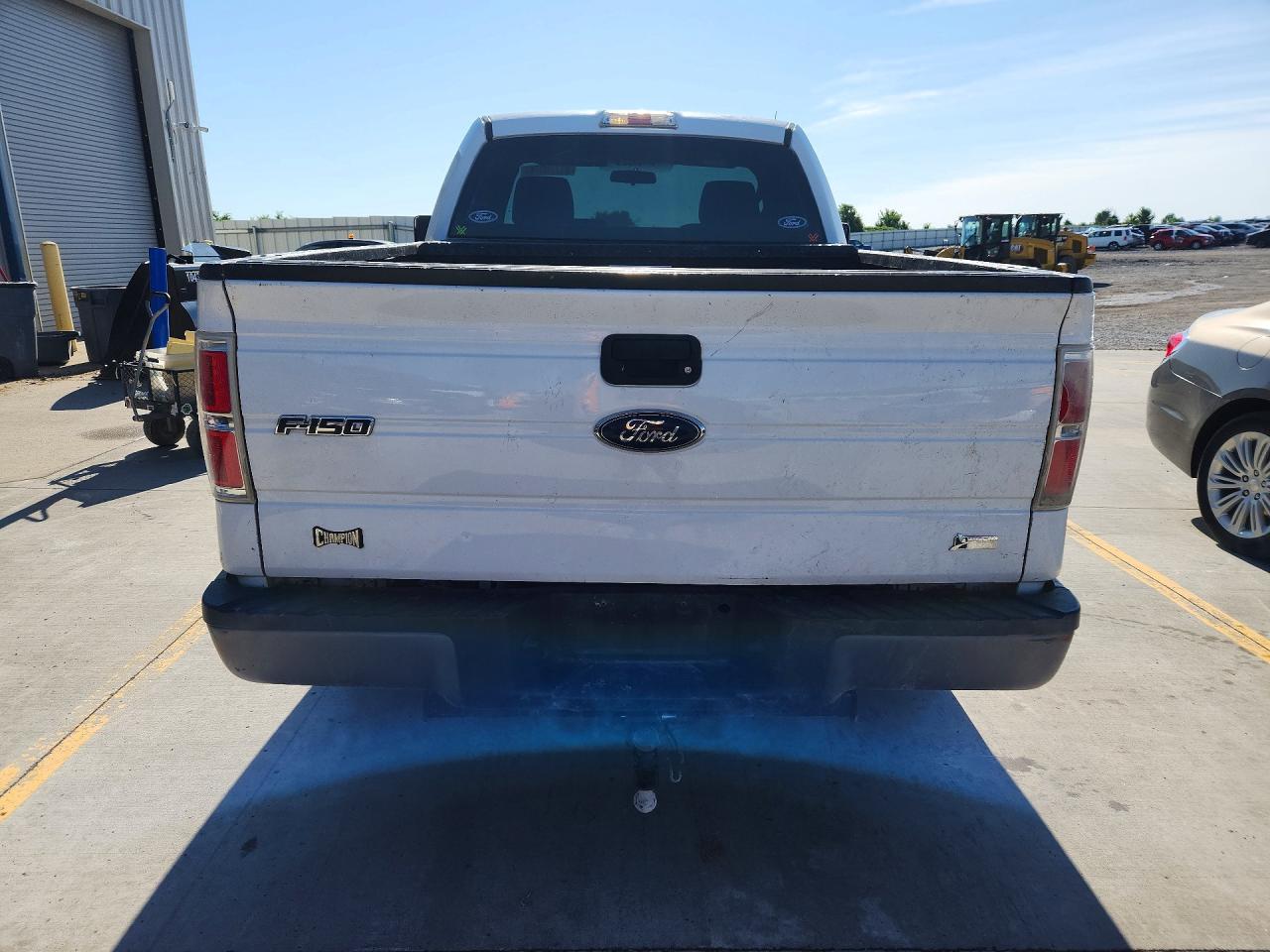 2010 Ford F150 White vin: 1FTMF1EV3AKA82600