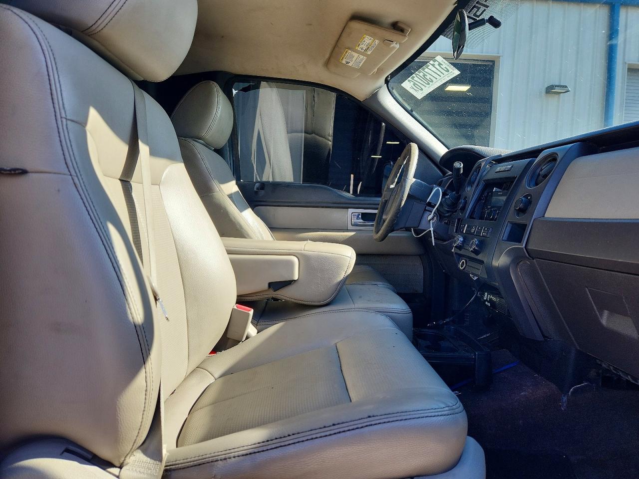 2010 Ford F150 White vin: 1FTMF1EV3AKA82600