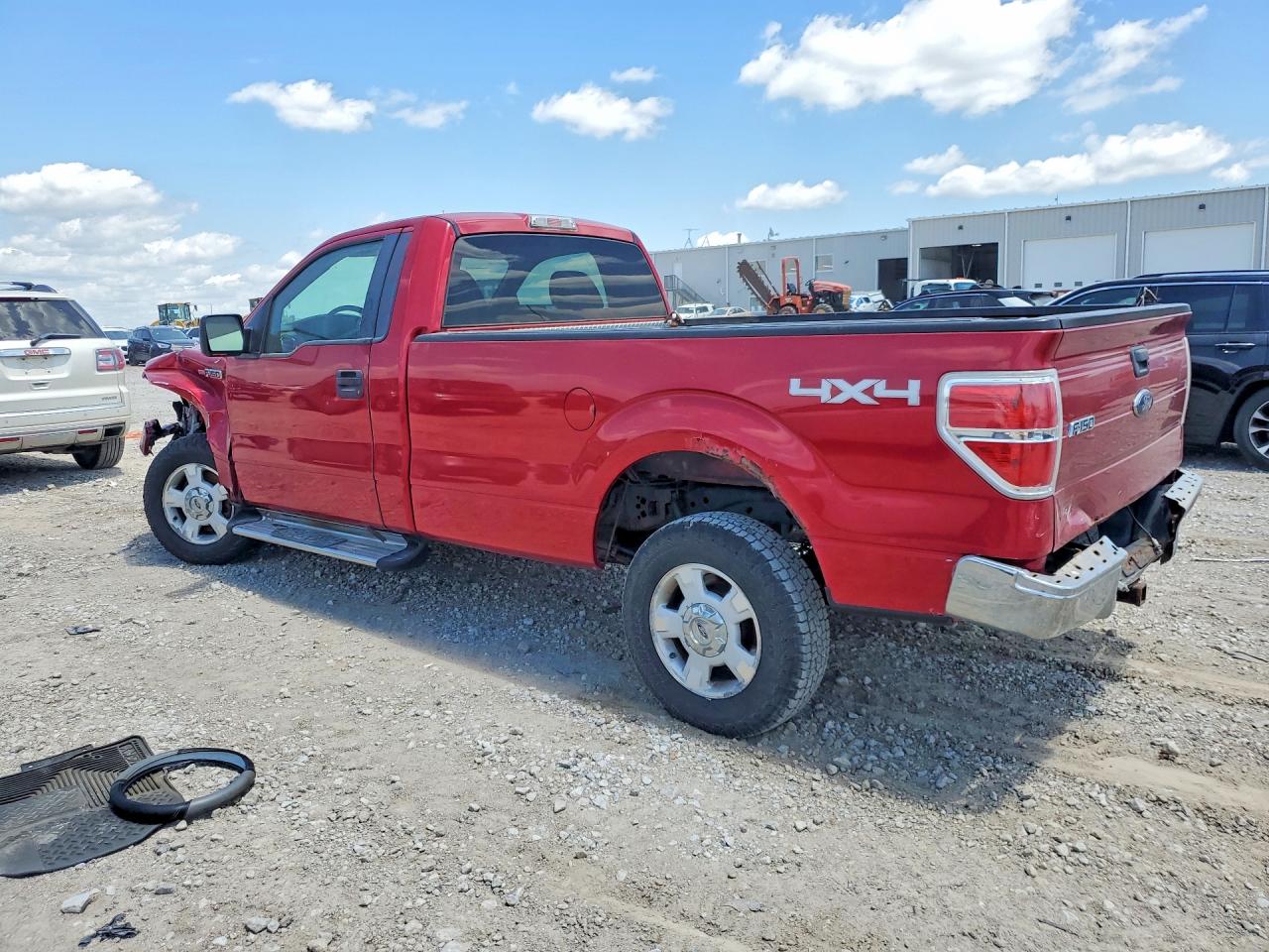 2010 Ford F150 Red vin: 1FTMF1EW0AKB04237