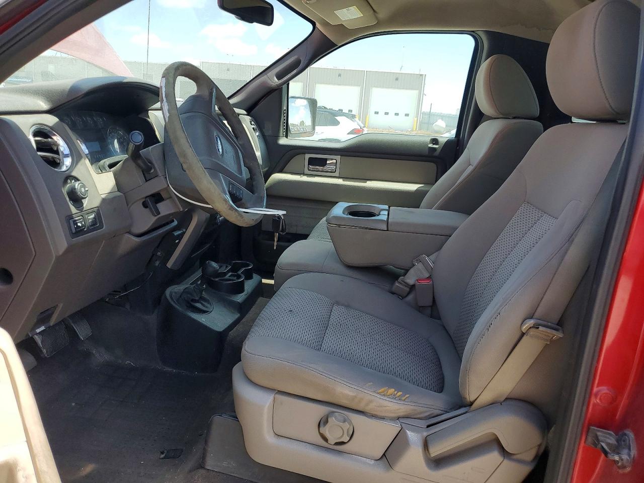 2010 Ford F150 Red vin: 1FTMF1EW0AKB04237
