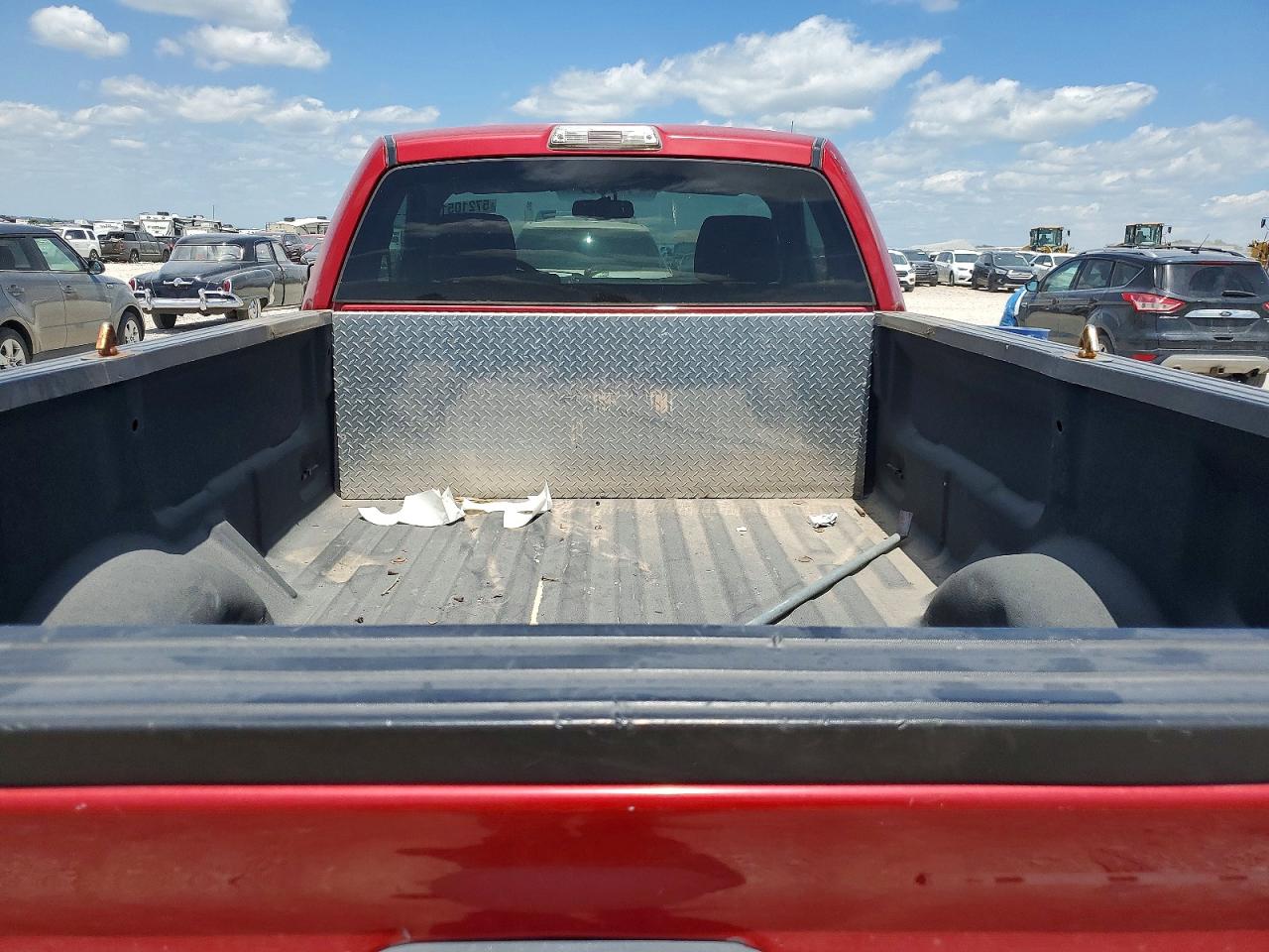 2010 Ford F150 Red vin: 1FTMF1EW0AKB04237