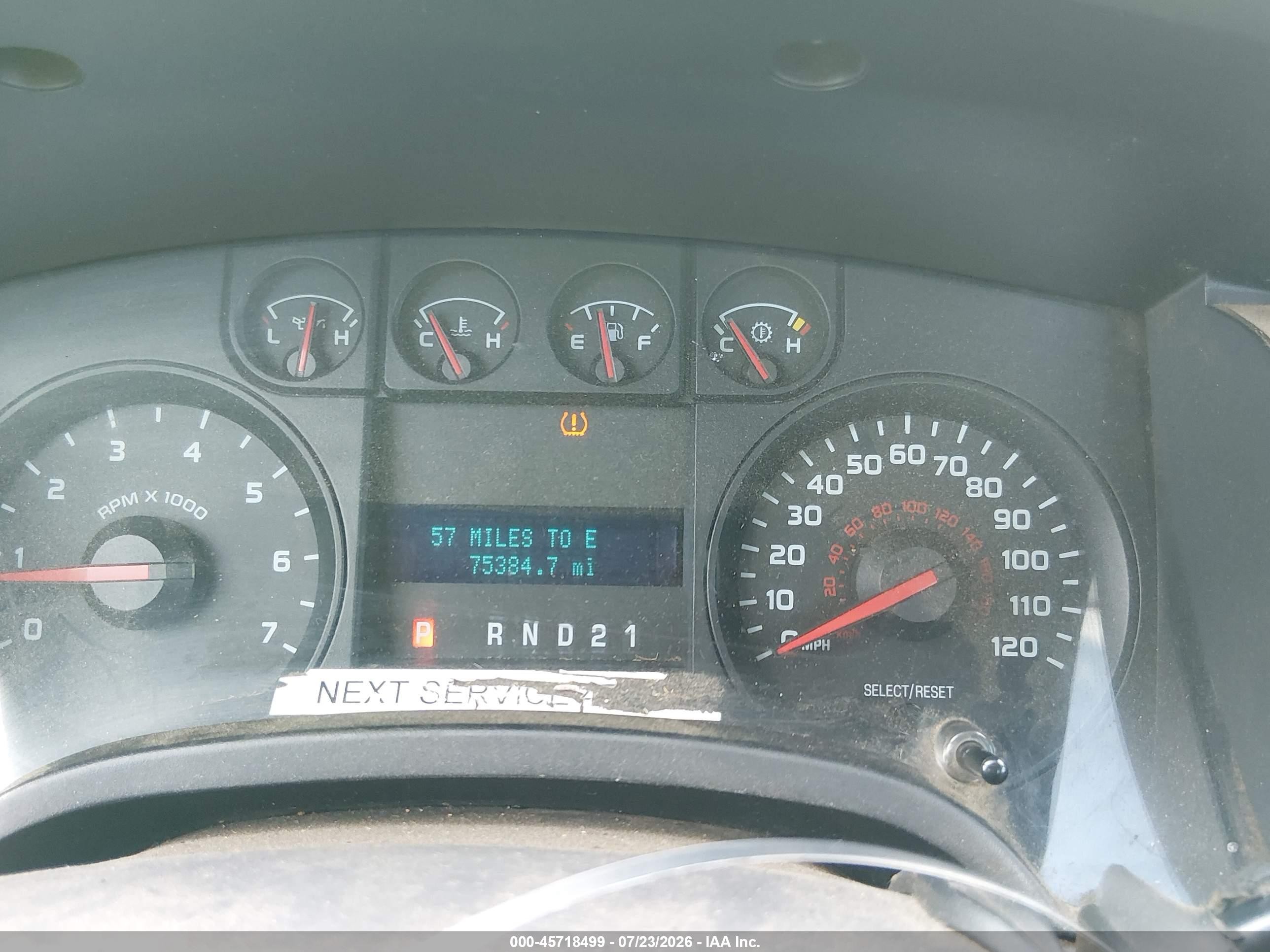 2010 Ford F-150 Stx/xl/xl W/mid-box Prep/xlt/xlt W/mid-box Prep White vin: 1FTMF1EW2AKA82497