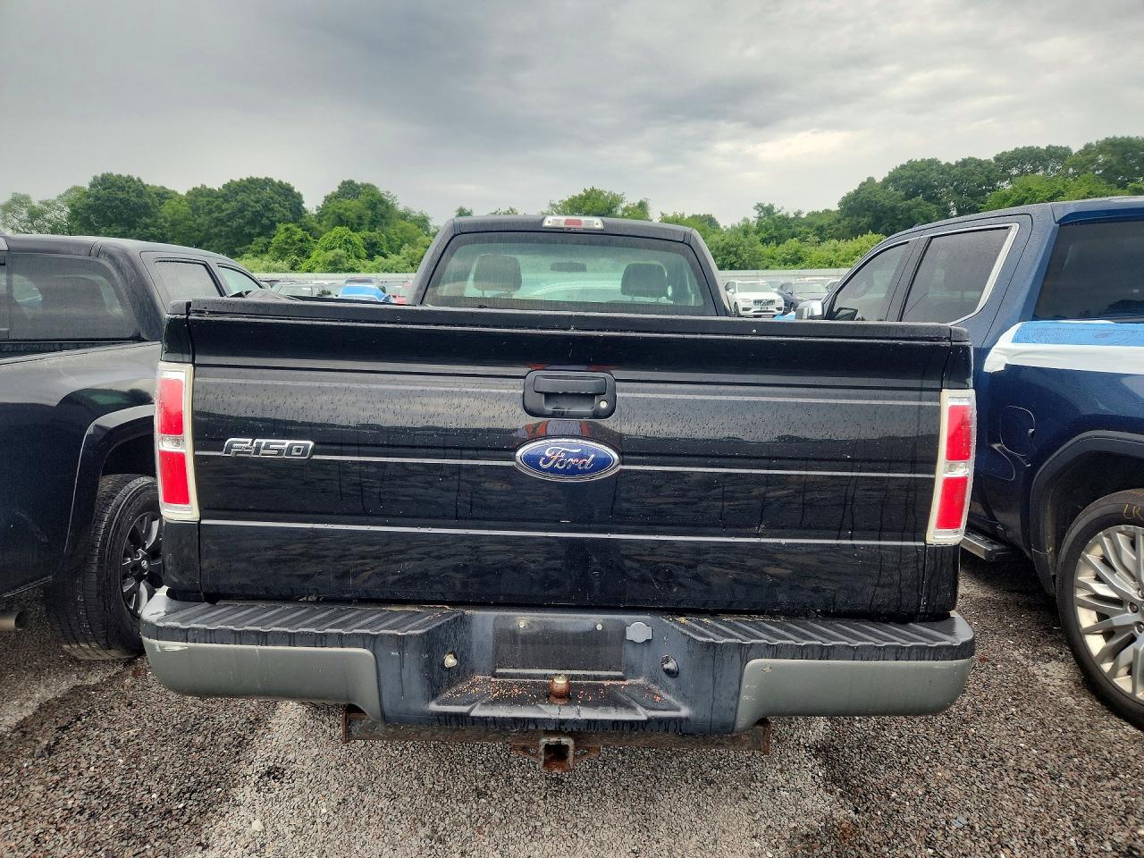 2010 Ford F150 Black vin: 1FTMF1EW2AKB71003