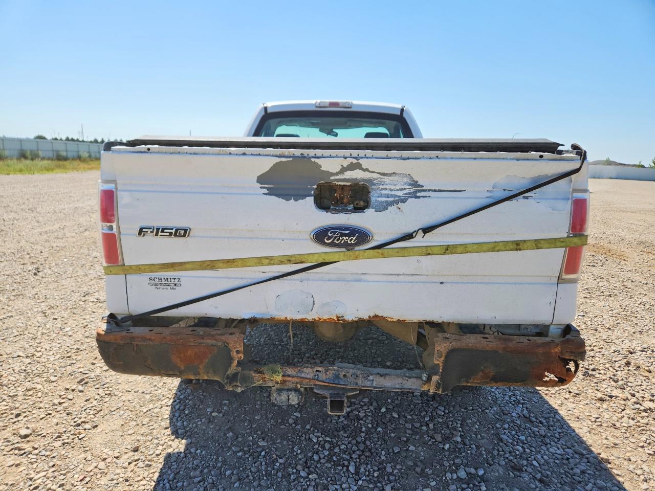 2010 Ford F150 White vin: 1FTMF1EW4AKA89936