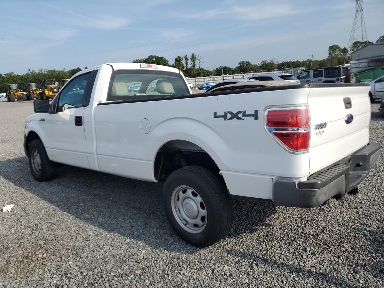 2010 Ford F150 White vin: 1FTMF1EW4AKB37368